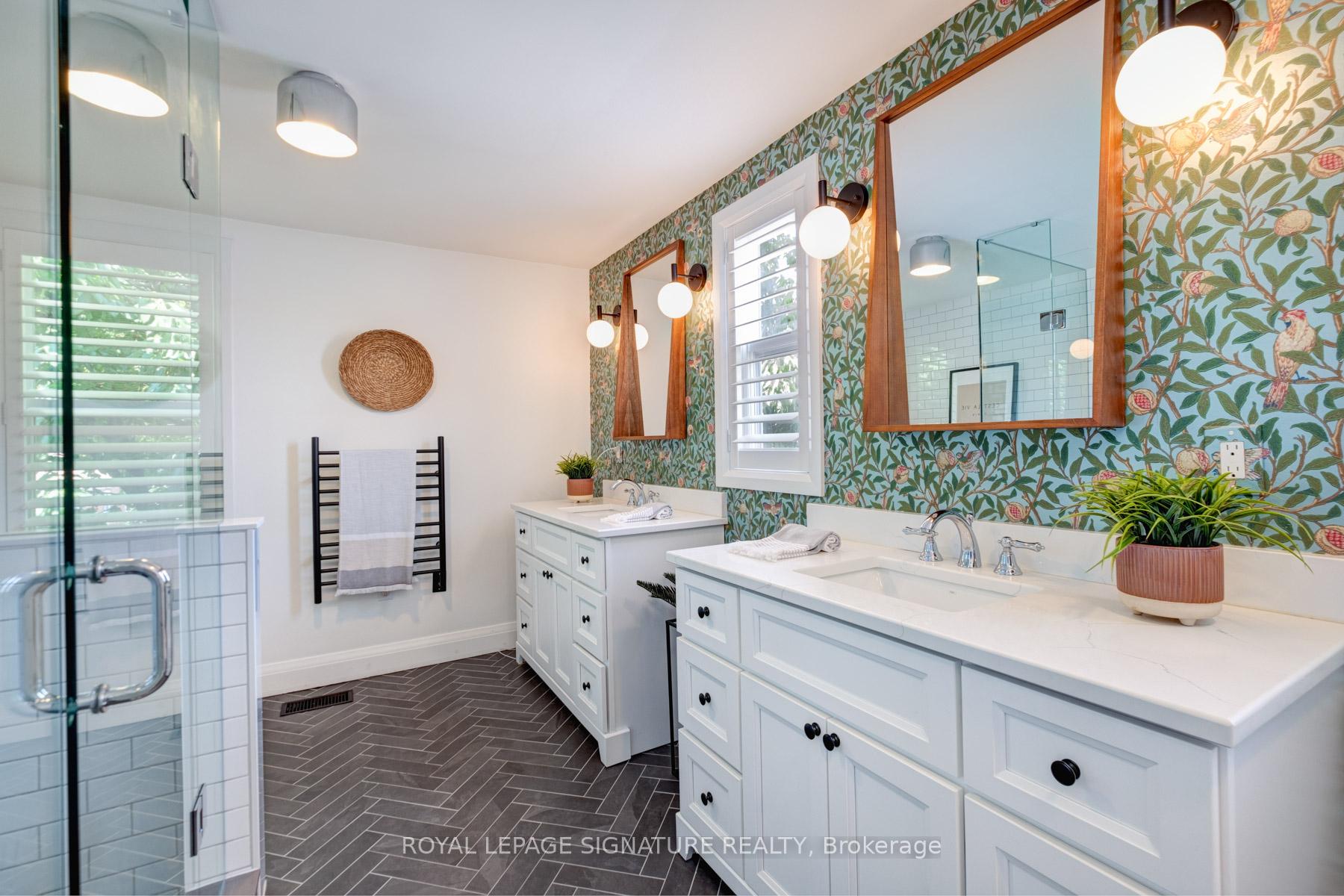 Photo 18 of 216 Holborne Avenue, Toronto, Woodbine-Lumsden — HOMEH