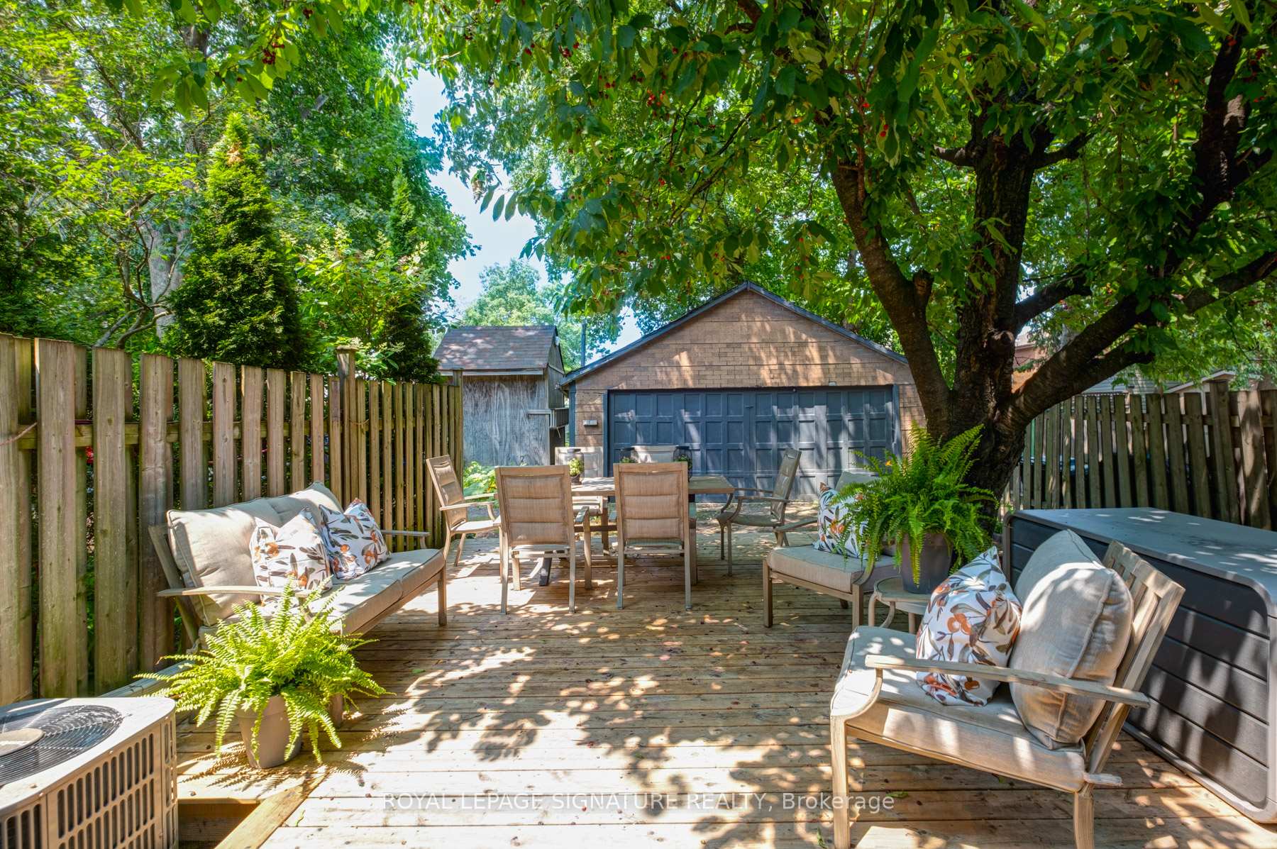 Photo 27 of 216 Holborne Avenue, Toronto, Woodbine-Lumsden — HOMEH
