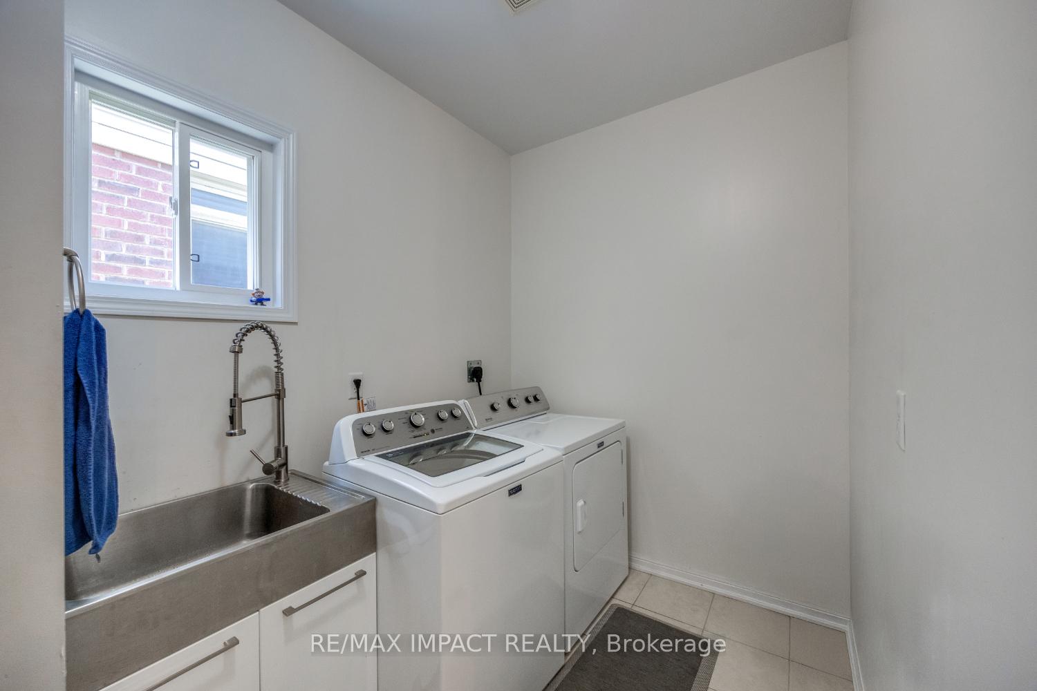 Photo 17 of 1555 Quail Run Drive, Oshawa, Taunton — HOMEH