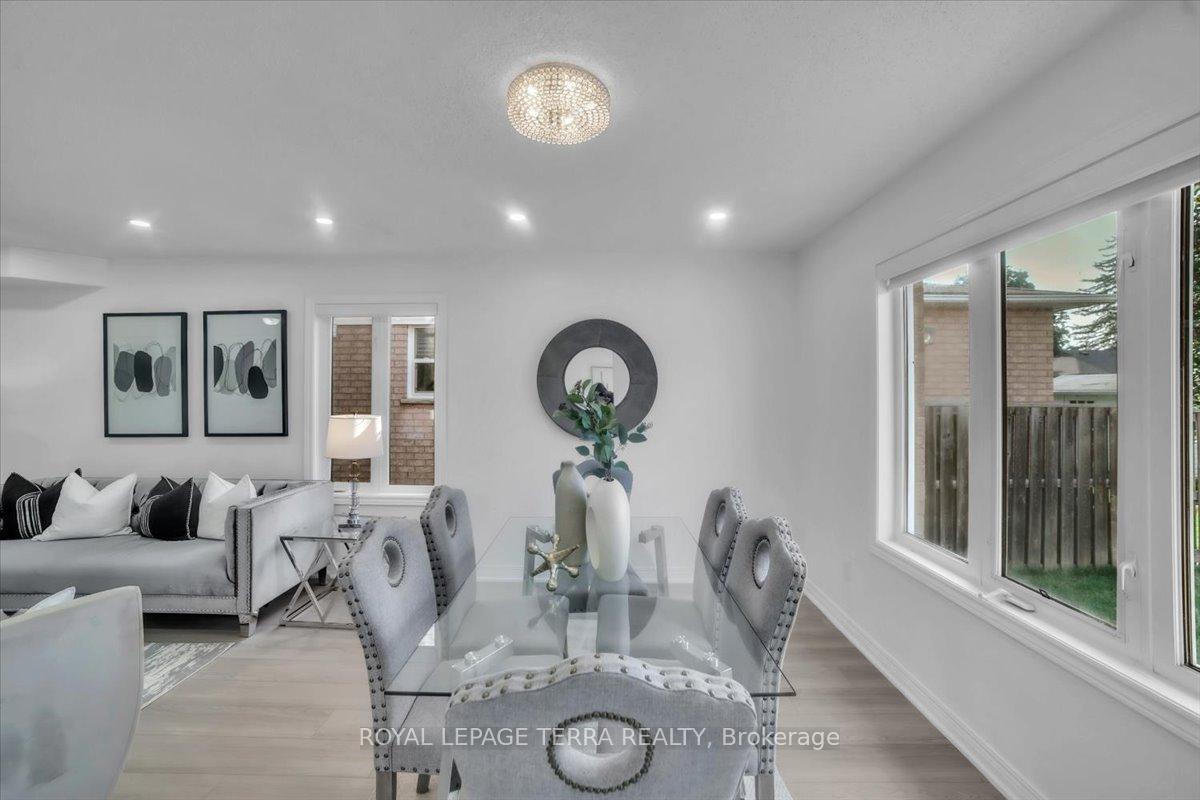 Photo 48 of 67 Dadson Drive, Clarington, Bowmanville — HOMEH