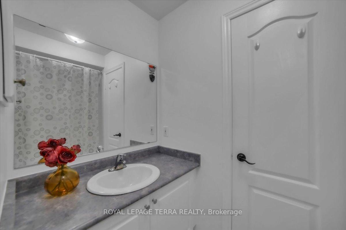 Photo 43 of 67 Dadson Drive, Clarington, Bowmanville — HOMEH