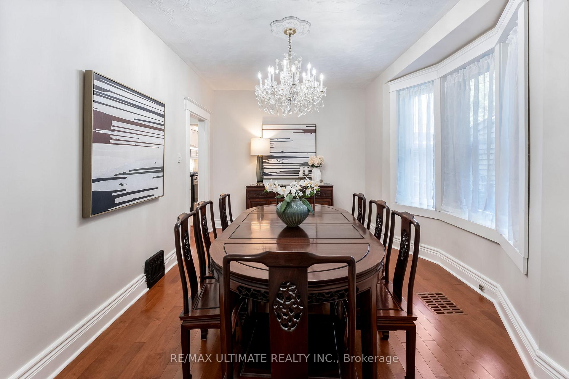 Photo 8 of 17 Beach View Crescent, Toronto, East End-Danforth — HOMEH