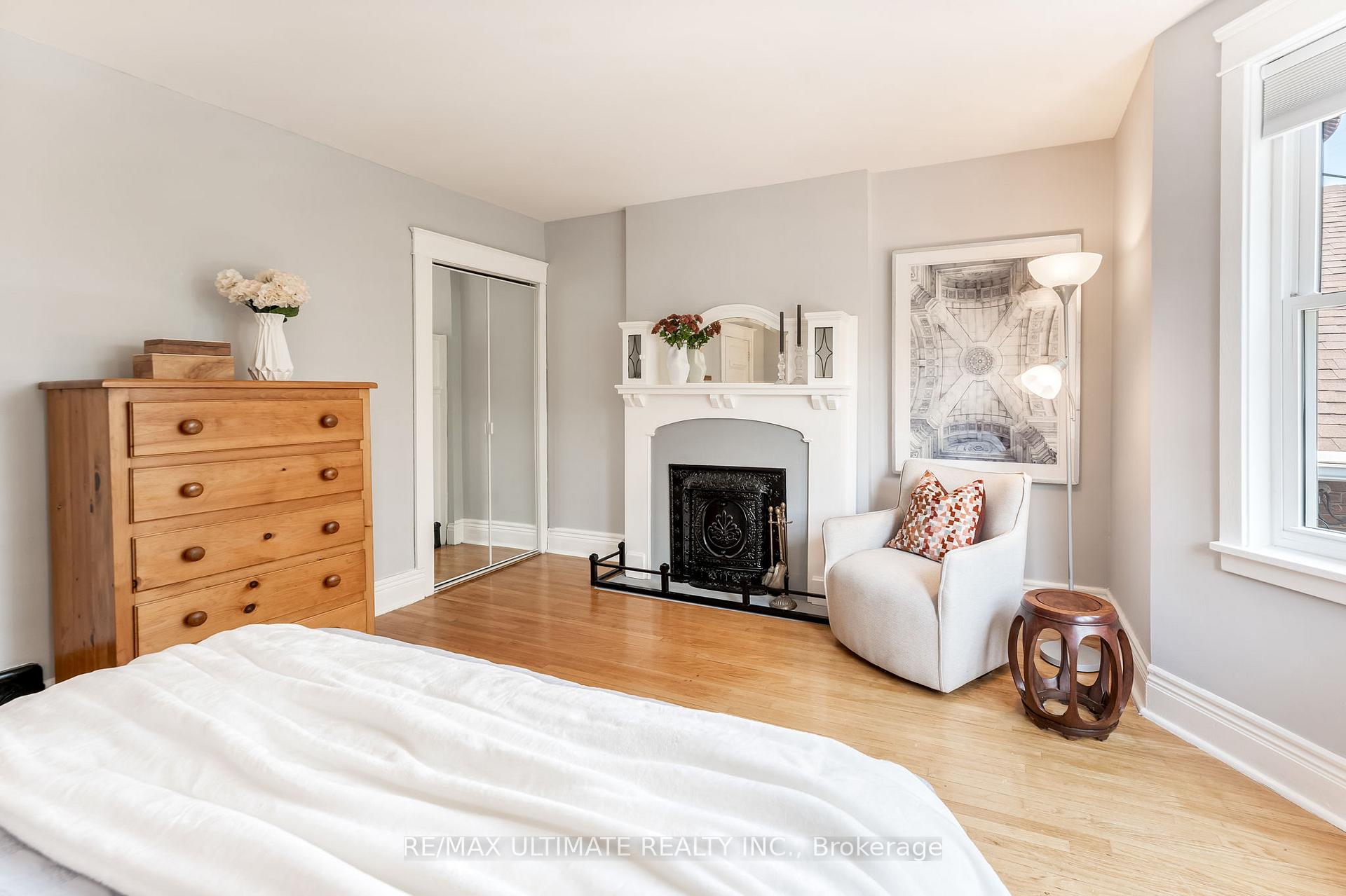 Photo 40 of 17 Beach View Crescent, Toronto, East End-Danforth — HOMEH