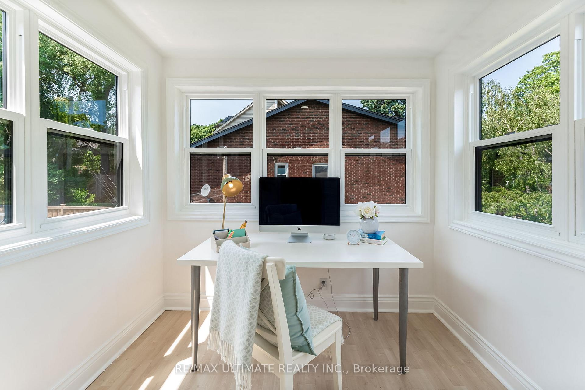 Photo 16 of 17 Beach View Crescent, Toronto, East End-Danforth — HOMEH