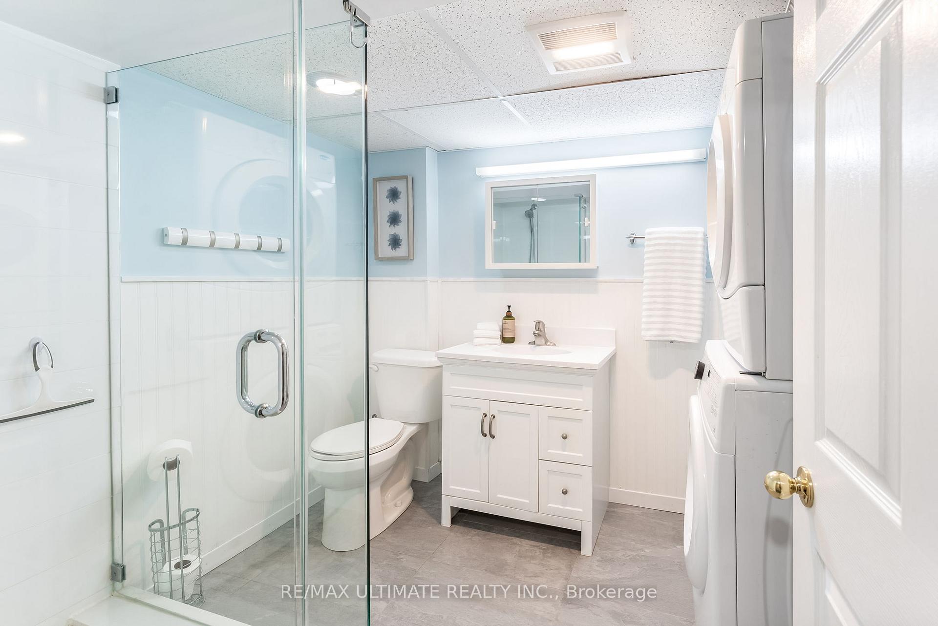 Photo 30 of 17 Beach View Crescent, Toronto, East End-Danforth — HOMEH