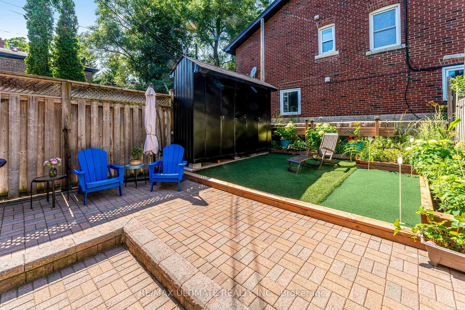 Photo 37 of 17 Beach View Crescent, Toronto, East End-Danforth — HOMEH