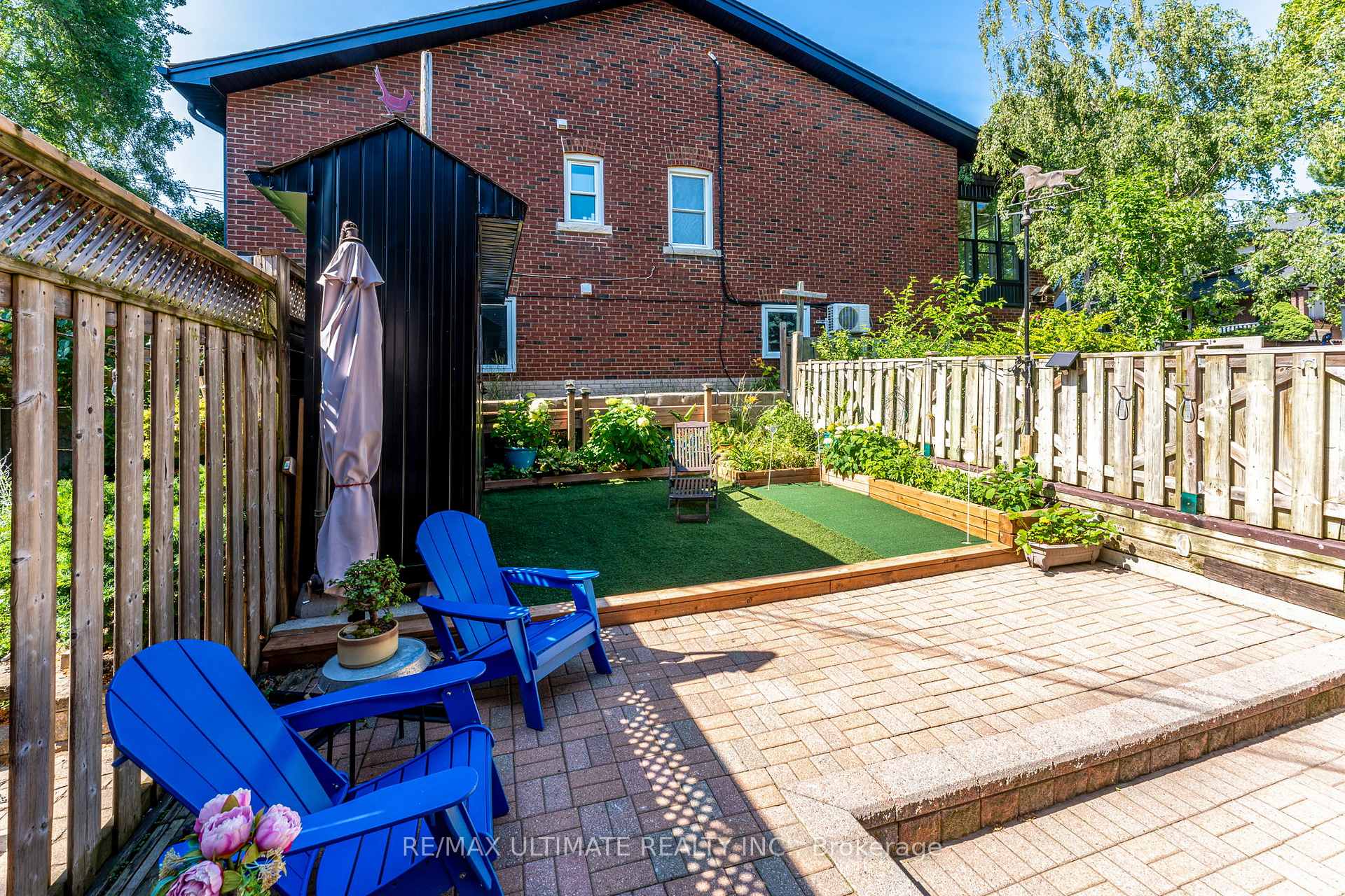 Photo 32 of 17 Beach View Crescent, Toronto, East End-Danforth — HOMEH