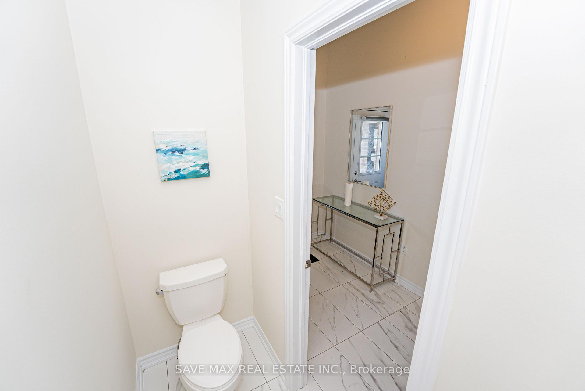 Photo 17 of 38 Senay Circle W, Clarington, Courtice — HOMEH