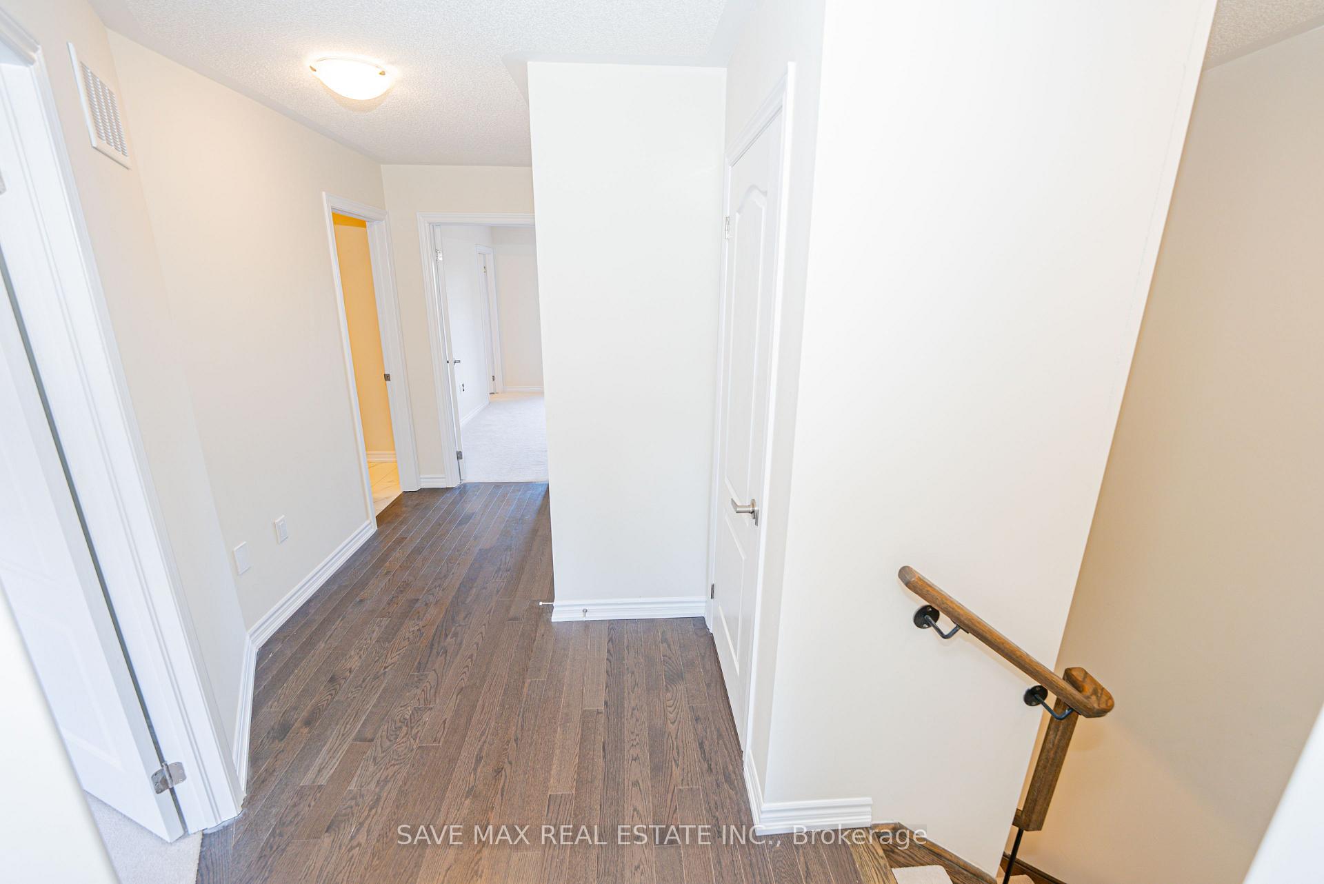 Photo 25 of 38 Senay Circle W, Clarington, Courtice — HOMEH