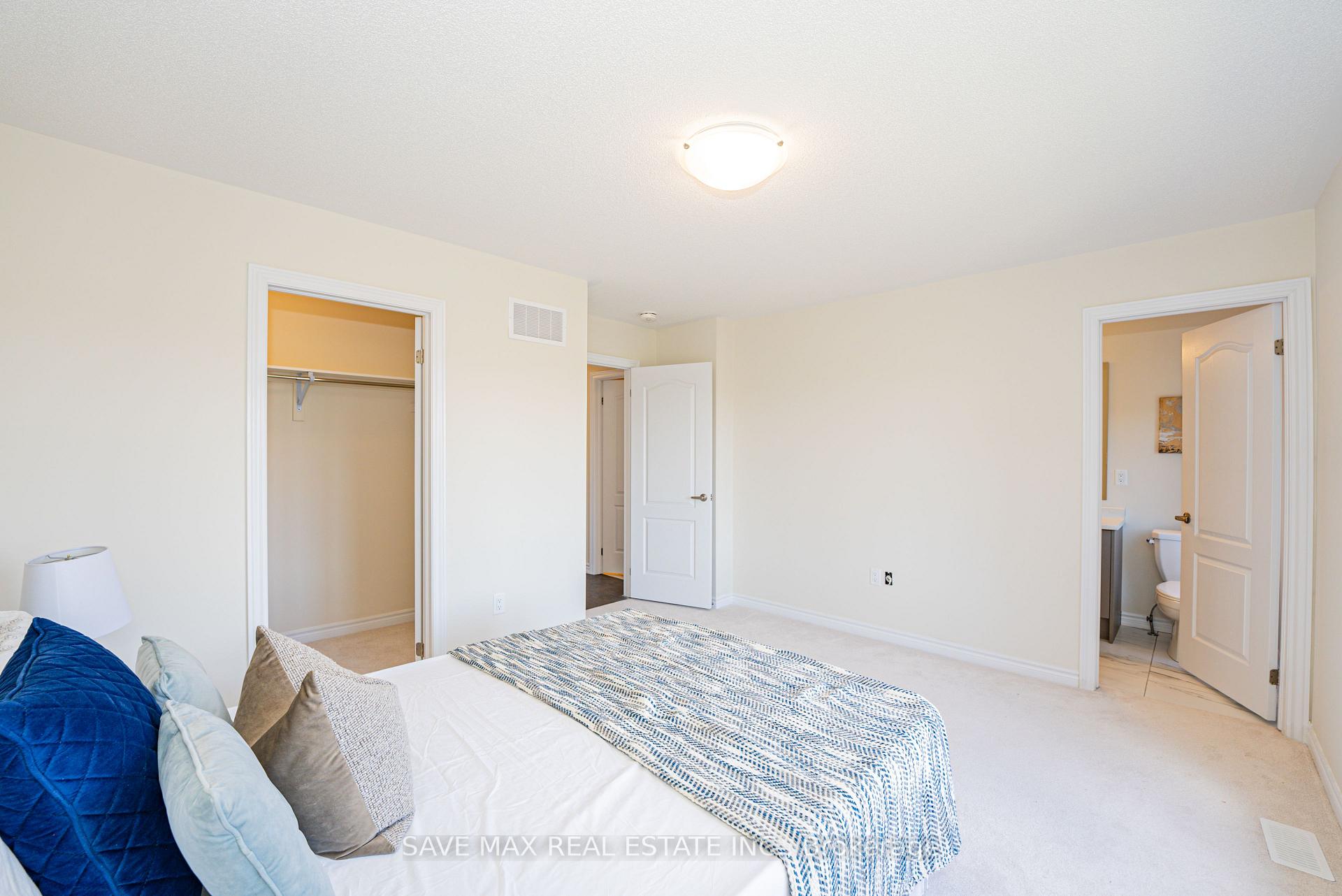 Photo 34 of 38 Senay Circle W, Clarington, Courtice — HOMEH