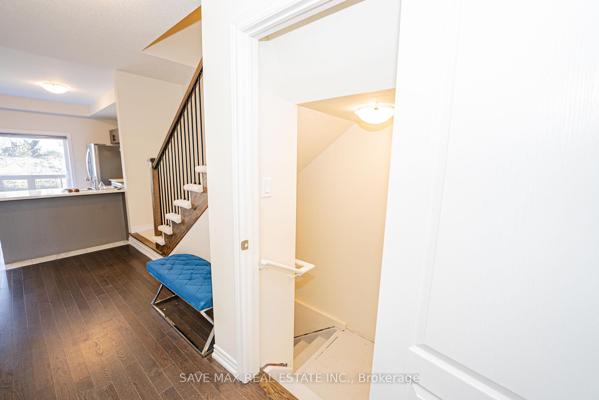 Photo 35 of 38 Senay Circle W, Clarington, Courtice — HOMEH
