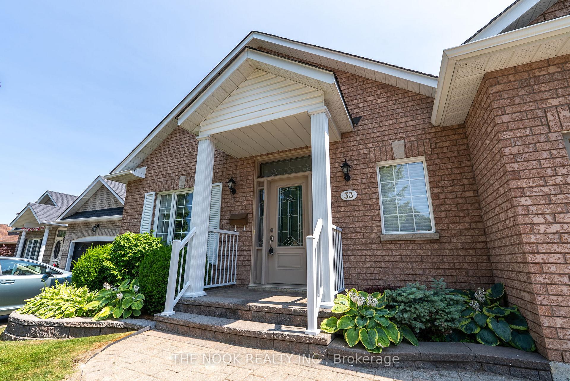 Photo 3 of 33 Commons Boulevard, Scugog, Port Perry — HOMEH