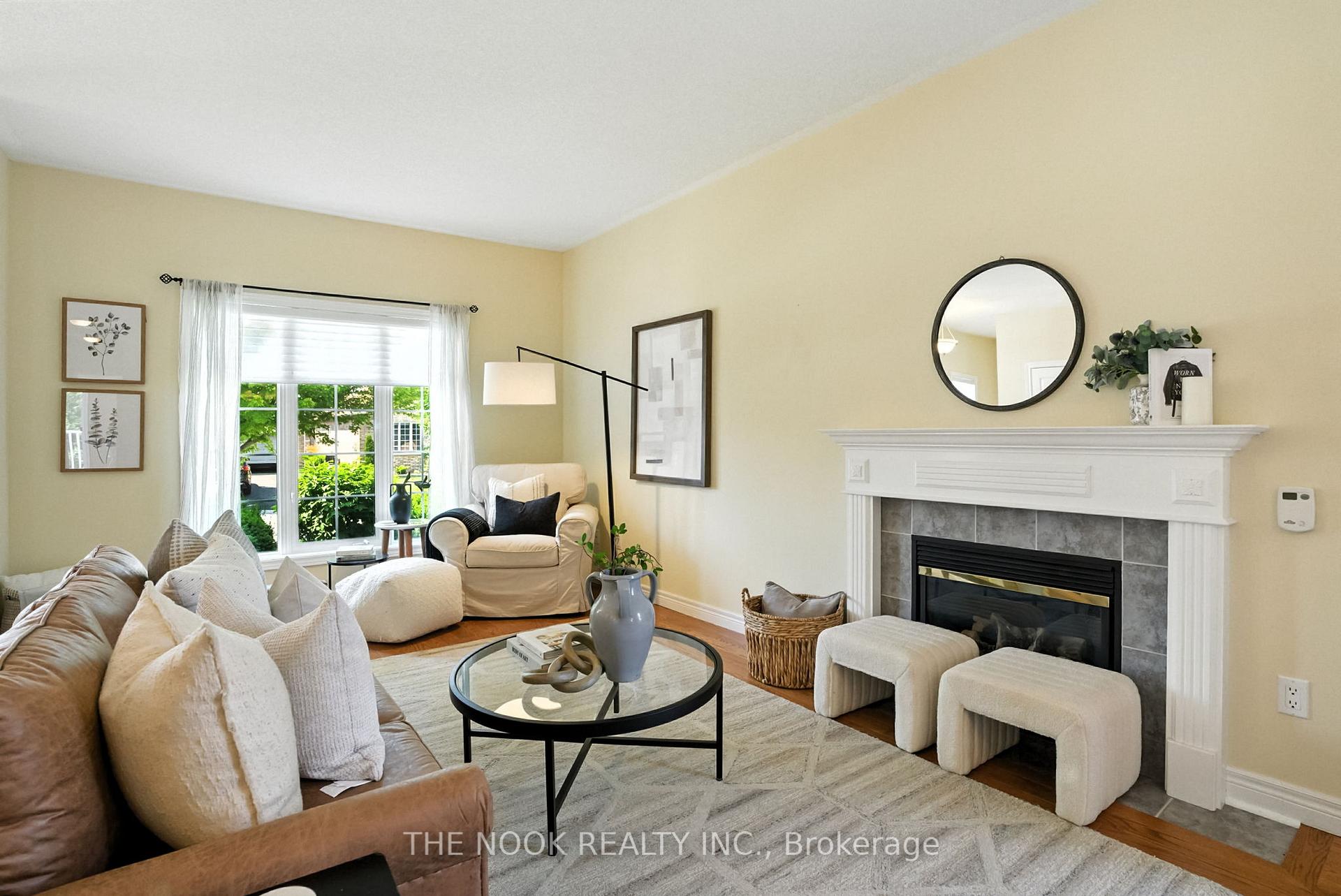 Photo 8 of 33 Commons Boulevard, Scugog, Port Perry — HOMEH