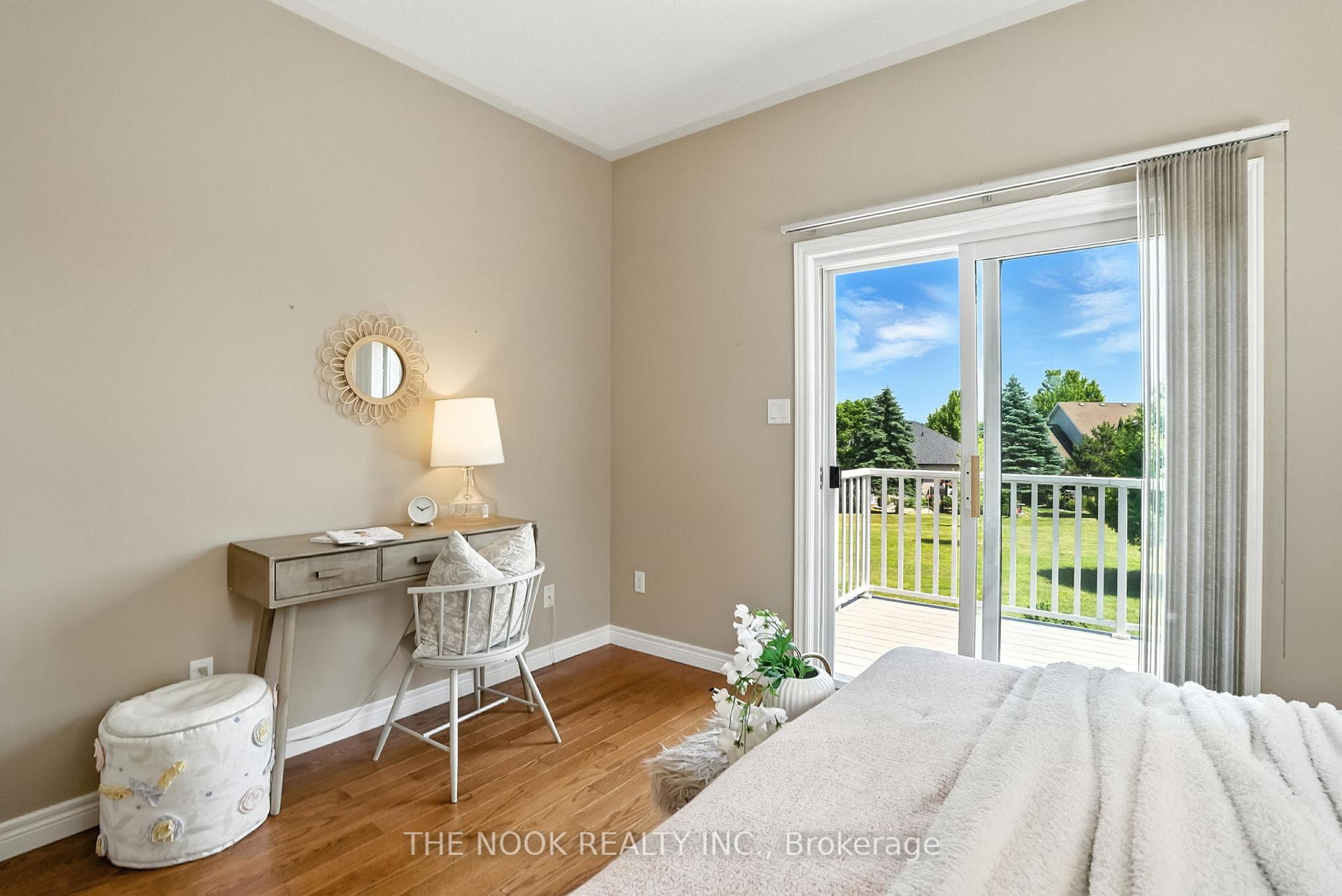 Photo 17 of 33 Commons Boulevard, Scugog, Port Perry — HOMEH
