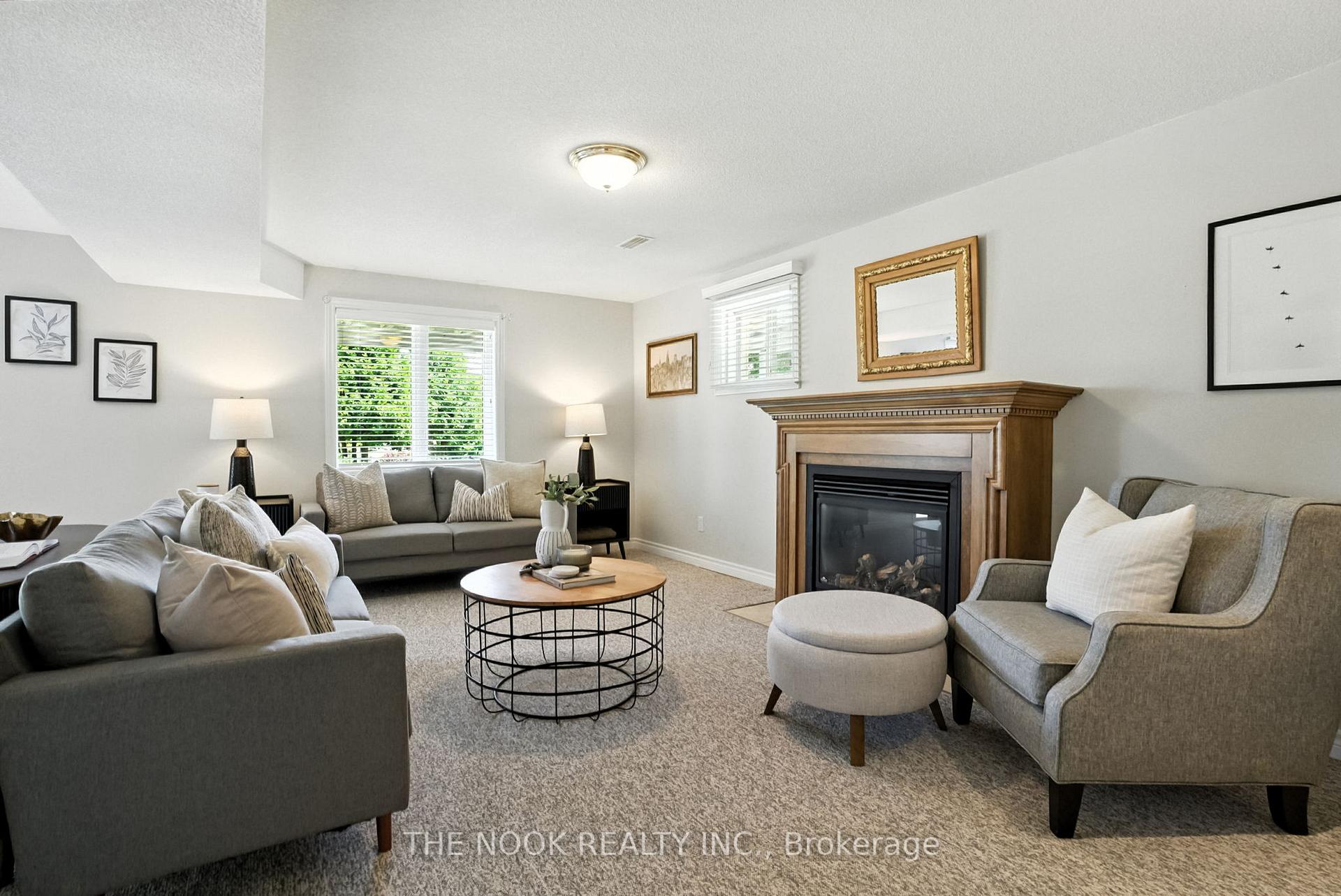 Photo 36 of 33 Commons Boulevard, Scugog, Port Perry — HOMEH