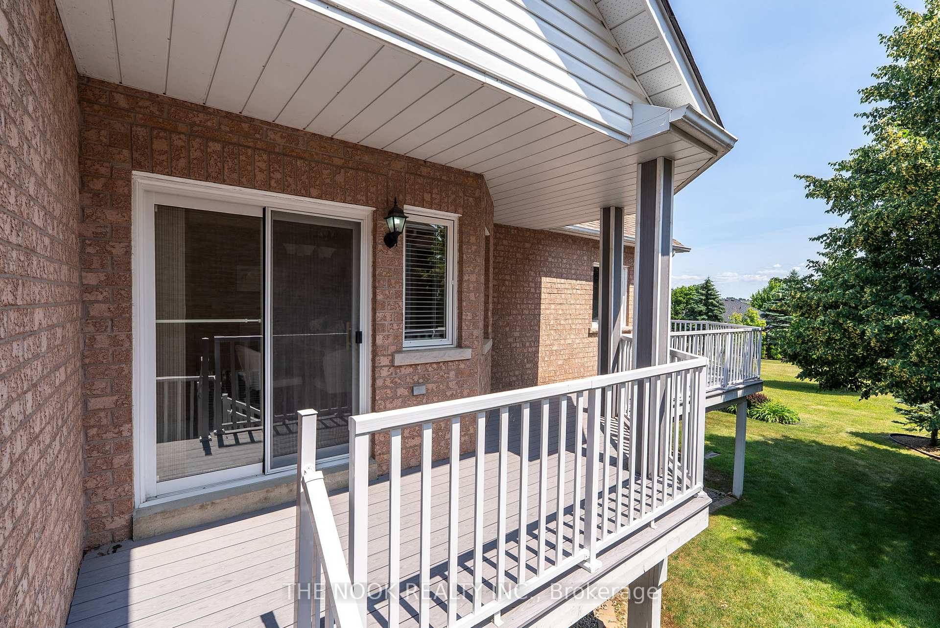 Photo 47 of 33 Commons Boulevard, Scugog, Port Perry — HOMEH