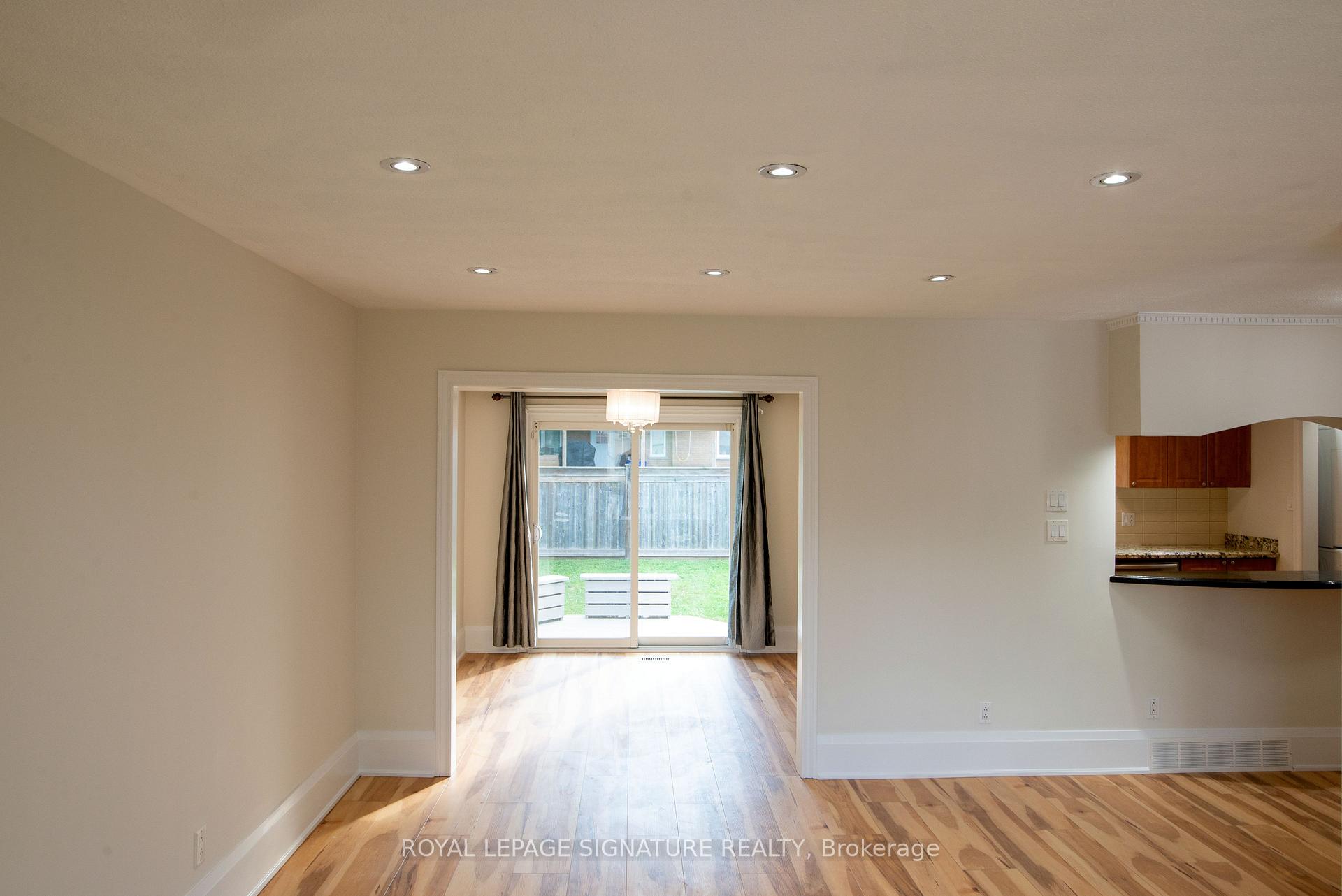 Photo 10 of 1870 Spruce Hill Road, Pickering, Dunbarton — HOMEH