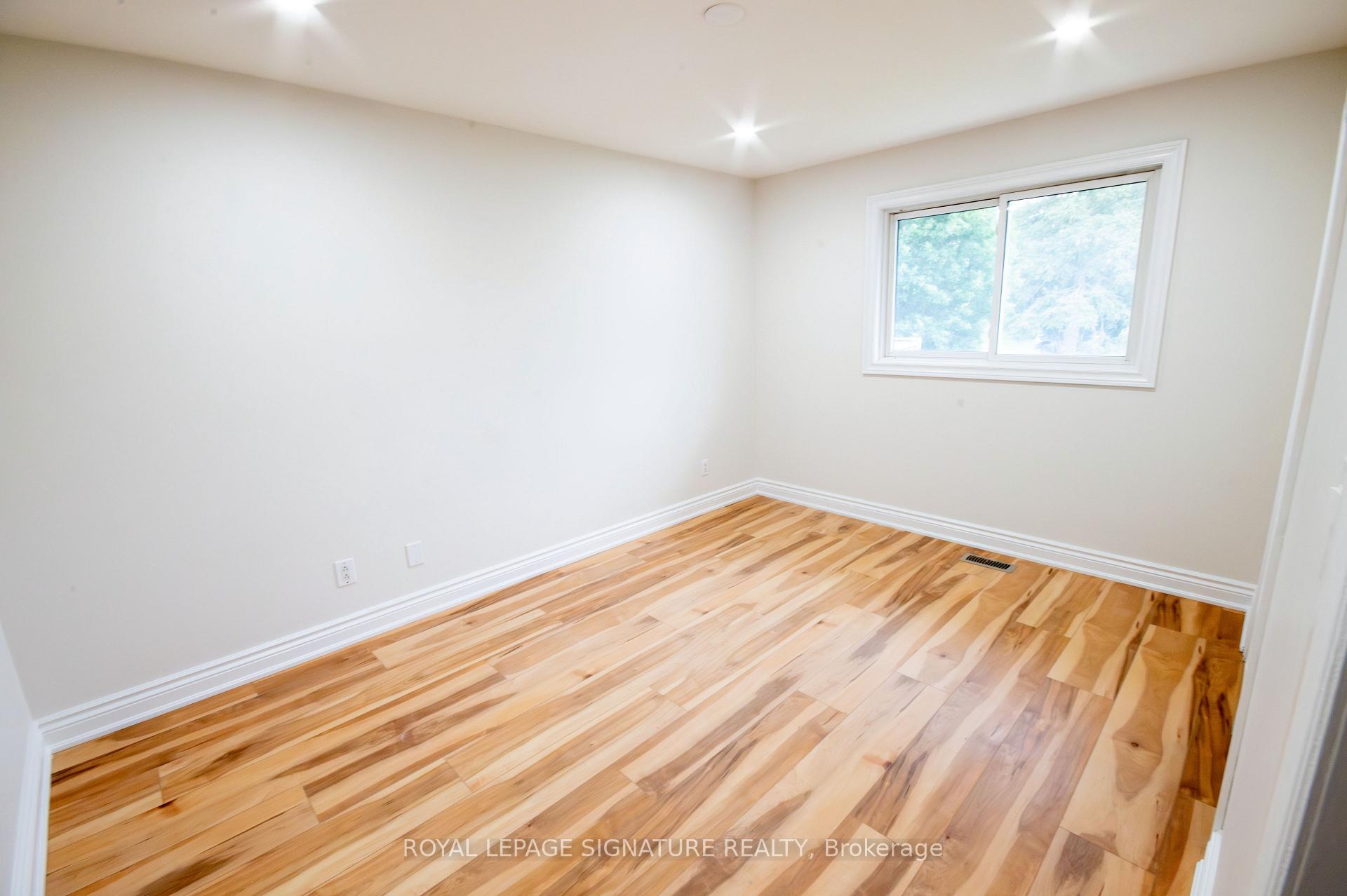 Photo 23 of 1870 Spruce Hill Road, Pickering, Dunbarton — HOMEH
