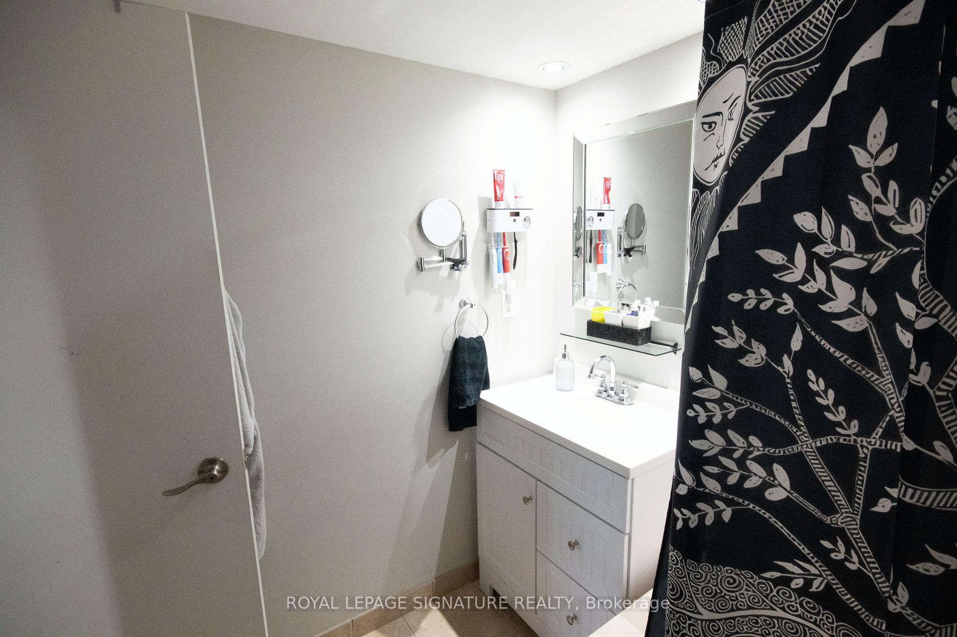 Photo 35 of 1870 Spruce Hill Road, Pickering, Dunbarton — HOMEH
