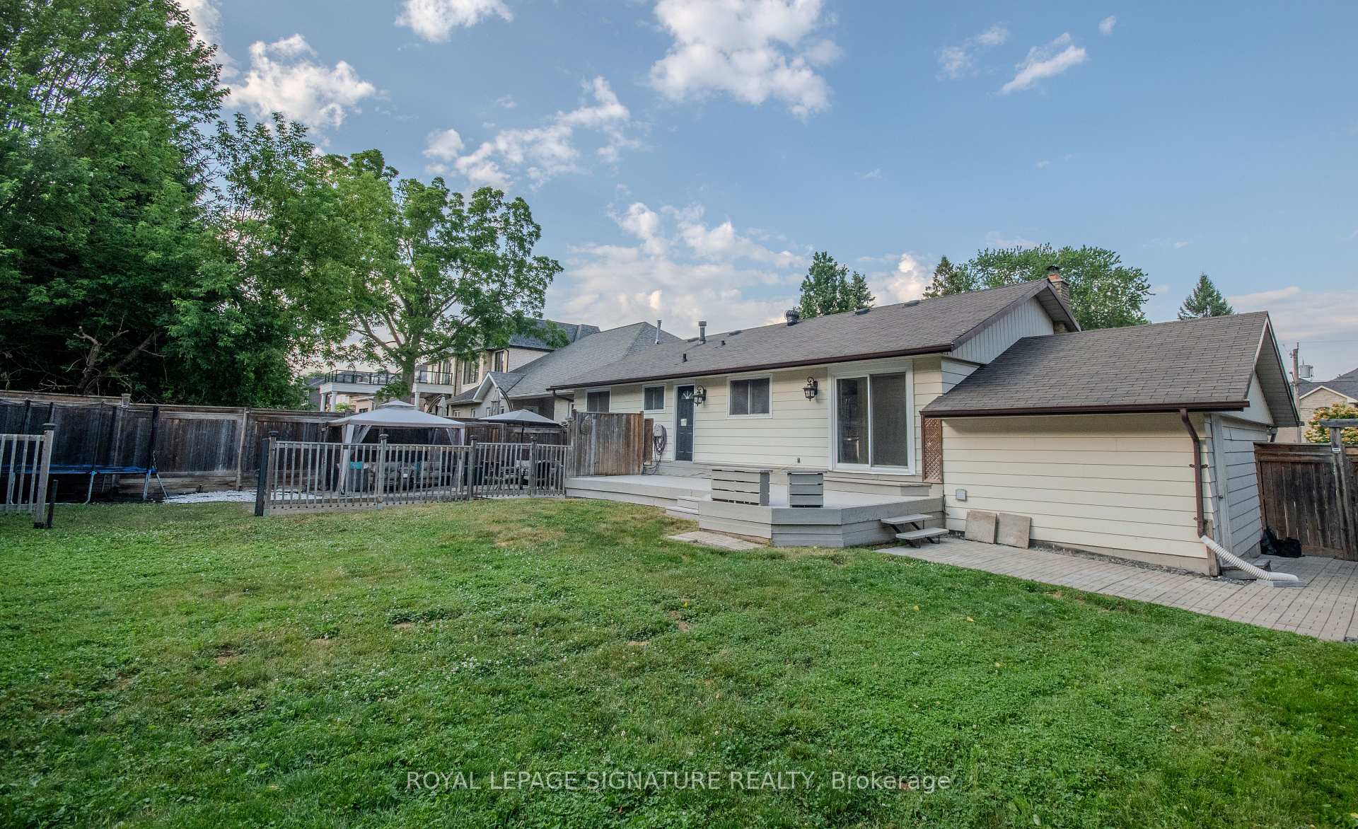 Photo 39 of 1870 Spruce Hill Road, Pickering, Dunbarton — HOMEH