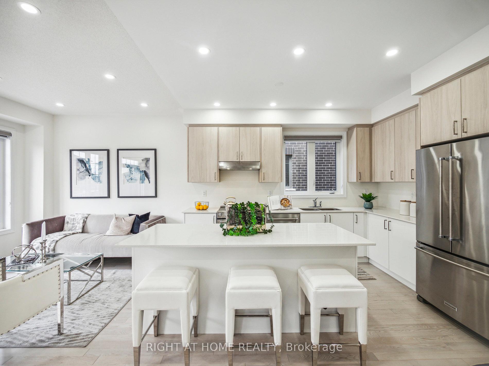 Photo 6 of 2632 Delphinium Trail, Pickering, Rural Pickering — HOMEH