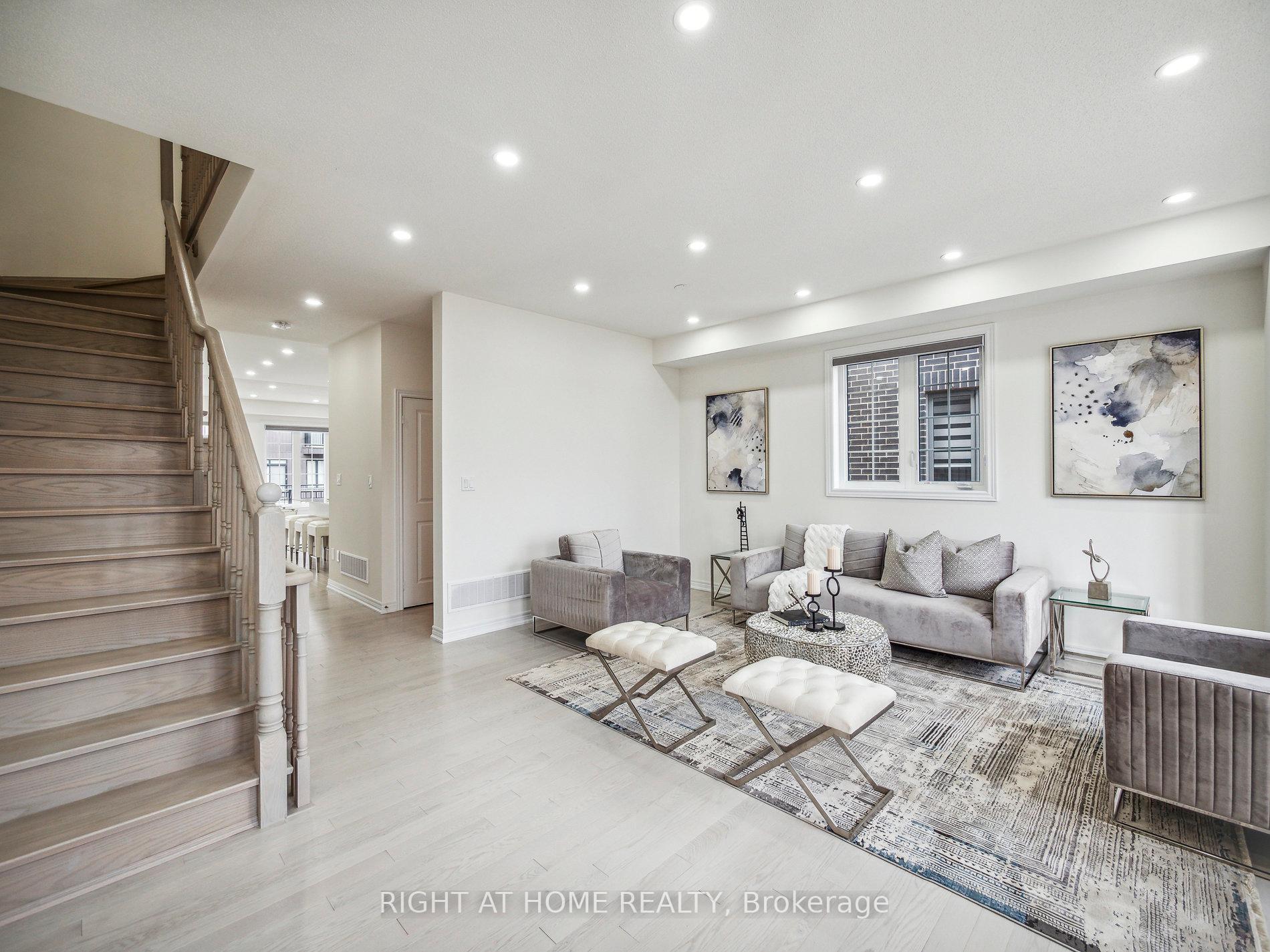 Photo 8 of 2632 Delphinium Trail, Pickering, Rural Pickering — HOMEH