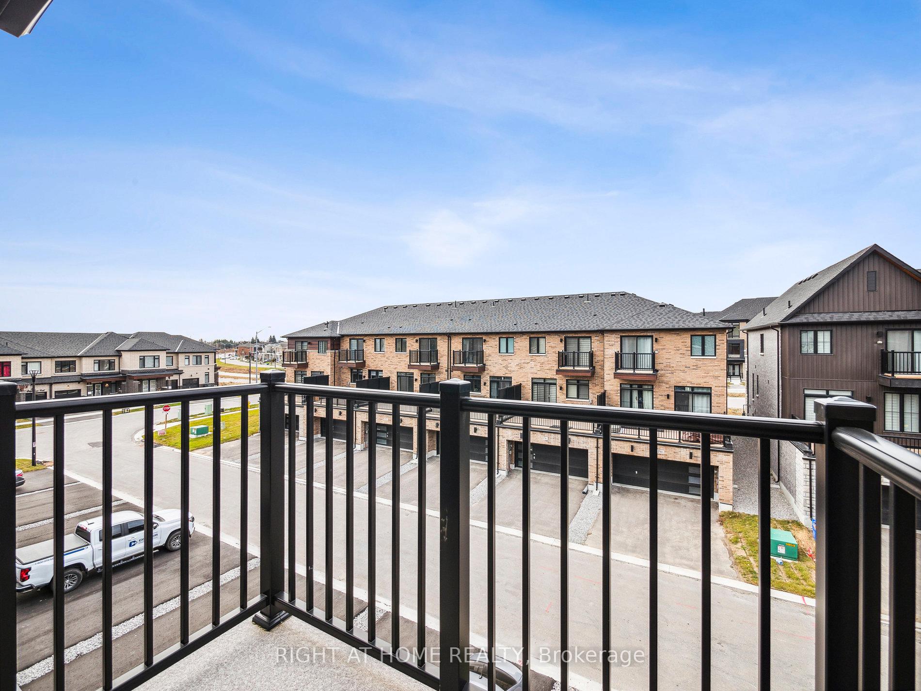 Photo 7 of 2632 Delphinium Trail, Pickering, Rural Pickering — HOMEH