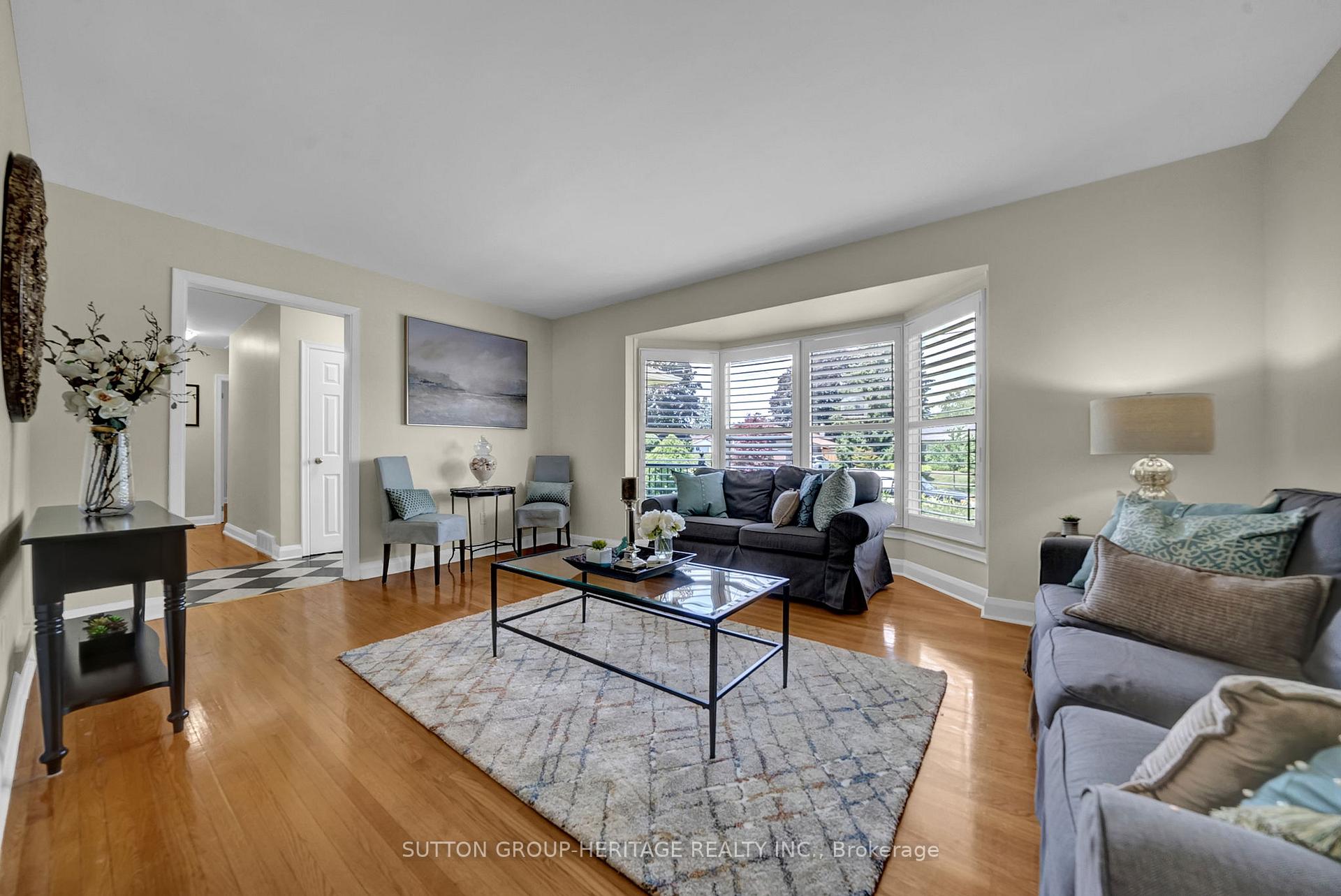 Photo 2 of 391 Rossmount Avenue, Oshawa, Northglen — HOMEH