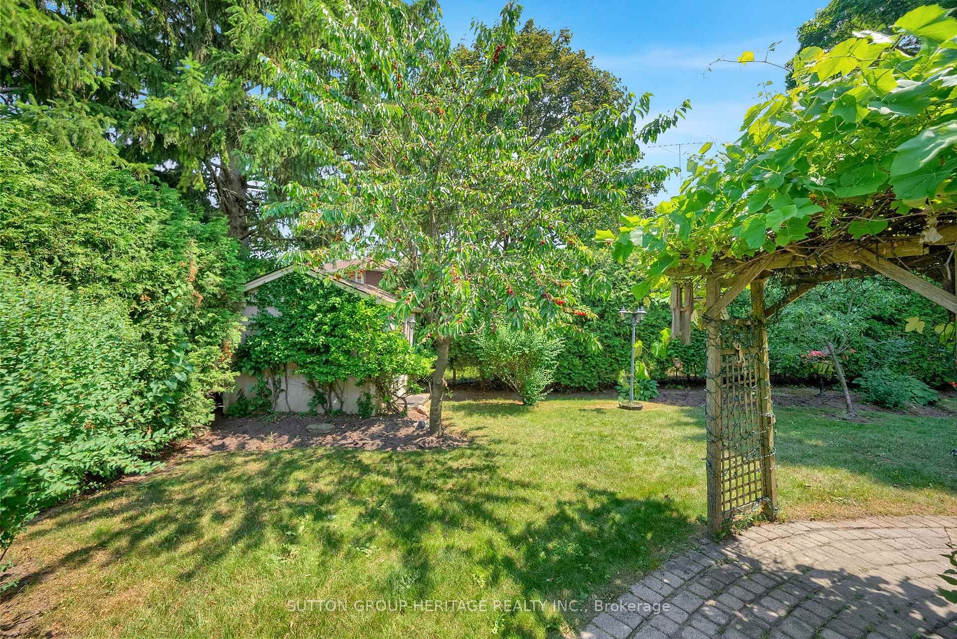 Photo 34 of 391 Rossmount Avenue, Oshawa, Northglen — HOMEH
