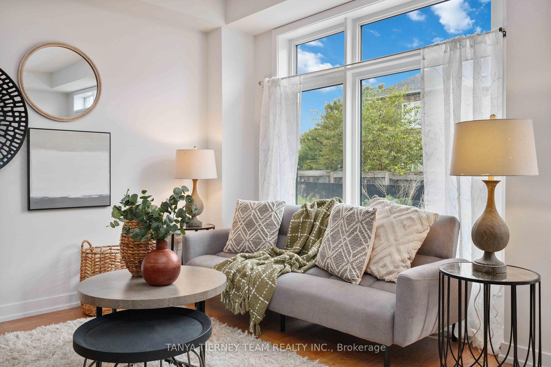 Photo 12 of 6 Observatory Way, Whitby, Blue Grass Meadows — HOMEH