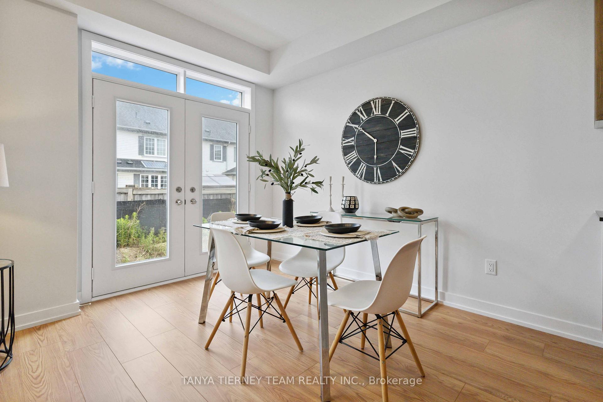 Photo 23 of 6 Observatory Way, Whitby, Blue Grass Meadows — HOMEH