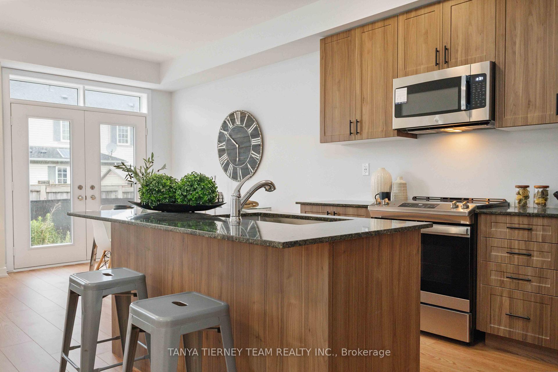 Photo 18 of 6 Observatory Way, Whitby, Blue Grass Meadows — HOMEH