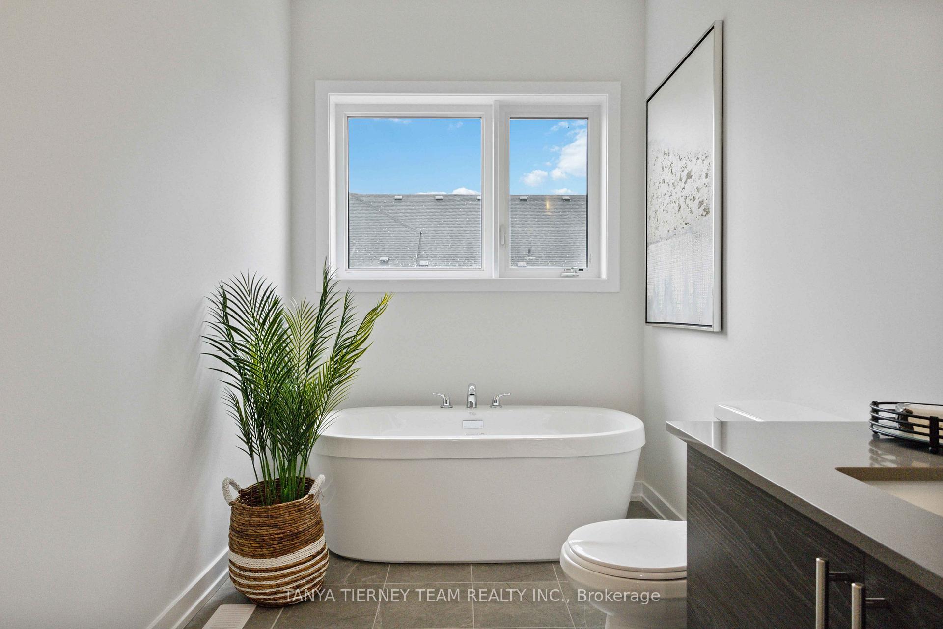 Photo 37 of 6 Observatory Way, Whitby, Blue Grass Meadows — HOMEH