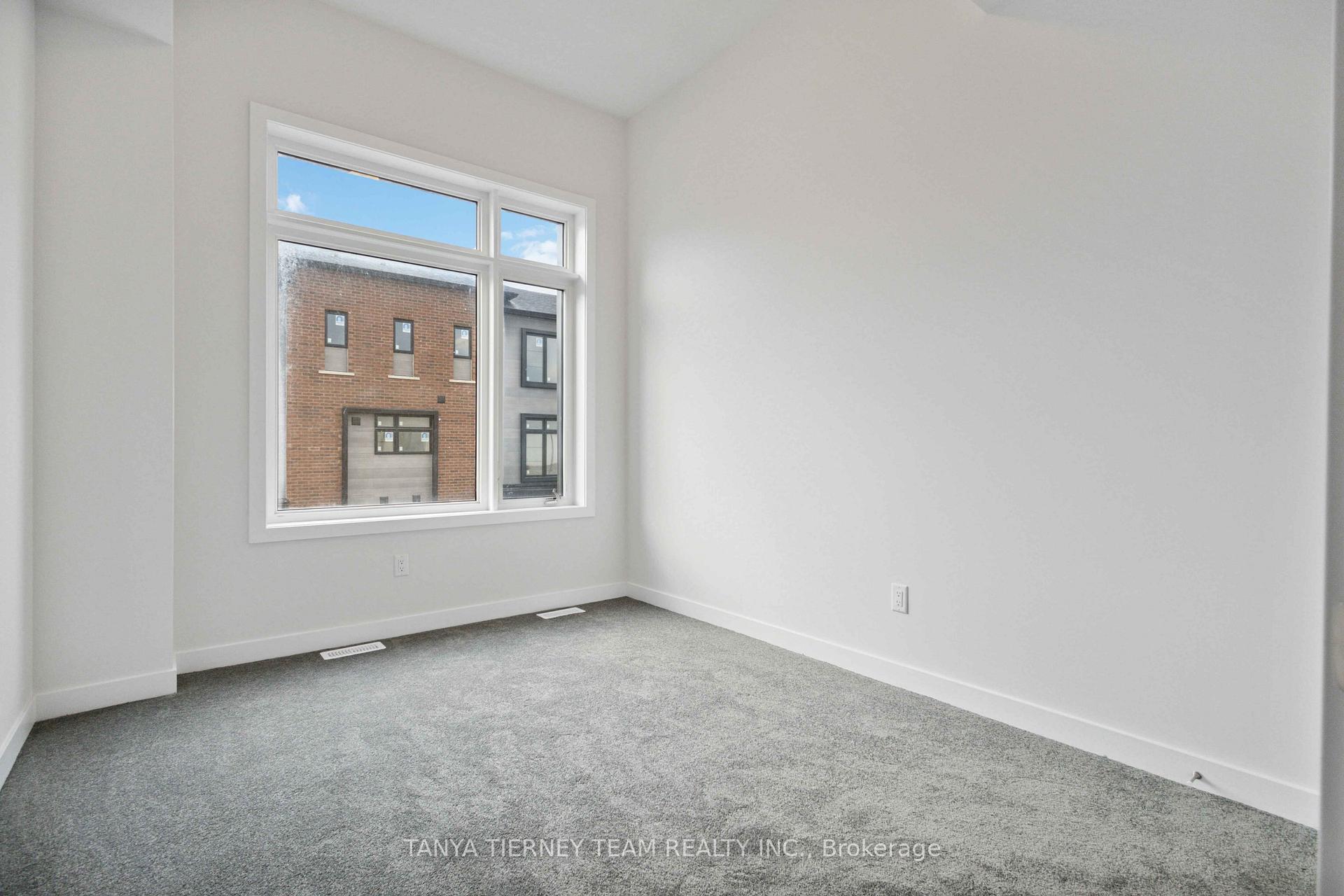 Photo 34 of 6 Observatory Way, Whitby, Blue Grass Meadows — HOMEH