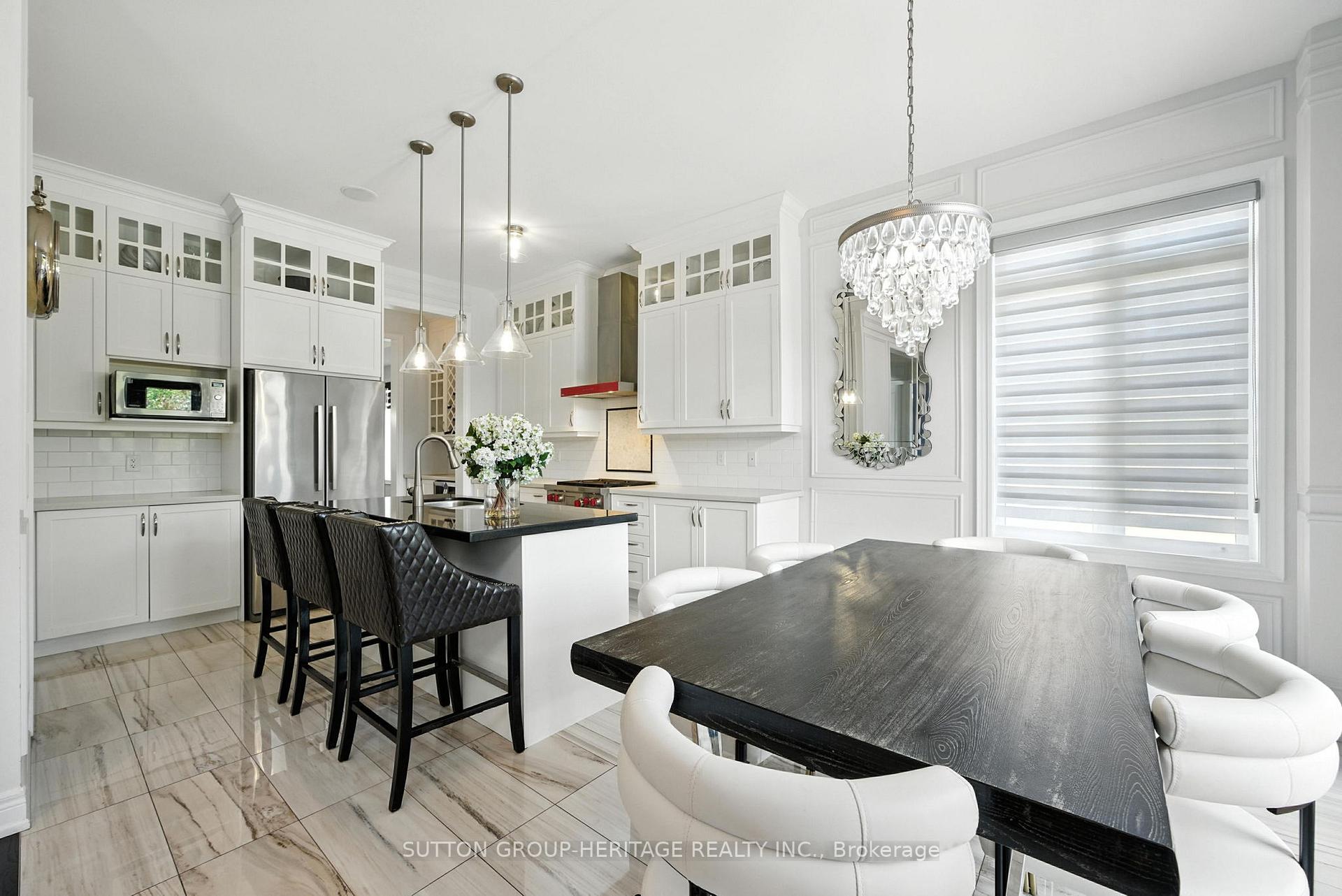 Photo 10 of 21 Greenlands Court, Whitby, Williamsburg — HOMEH