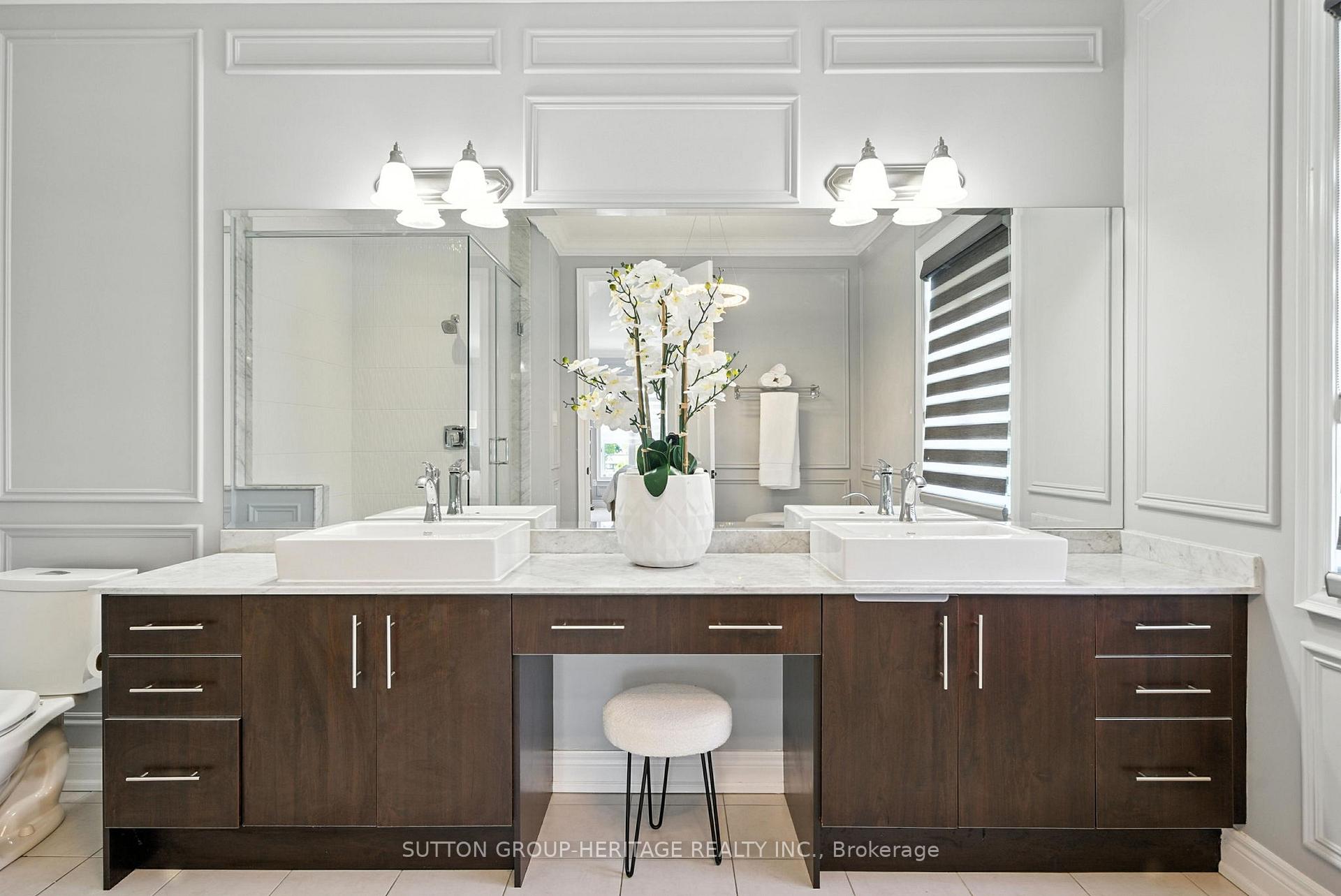 Photo 49 of 21 Greenlands Court, Whitby, Williamsburg — HOMEH