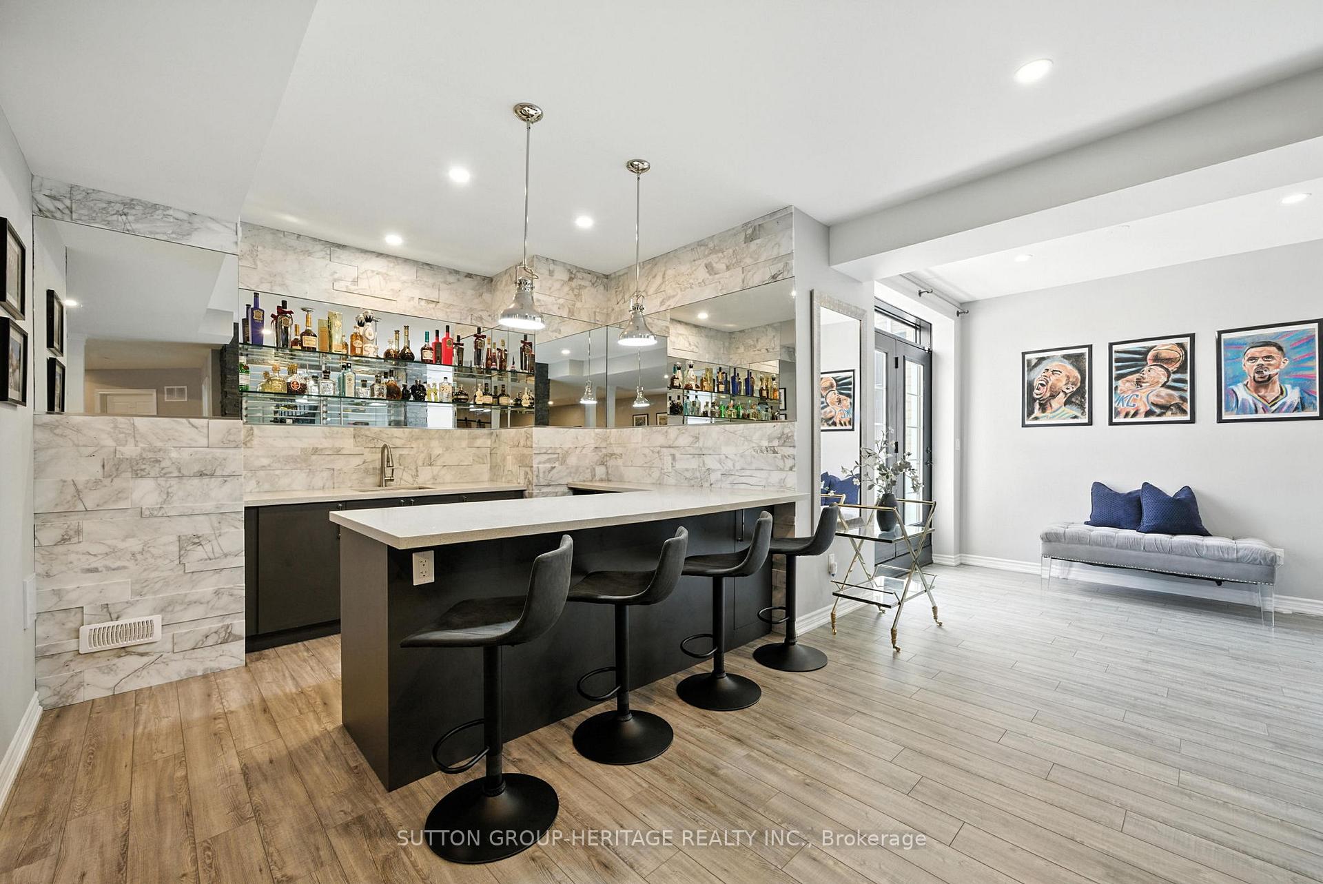 Photo 25 of 21 Greenlands Court, Whitby, Williamsburg — HOMEH