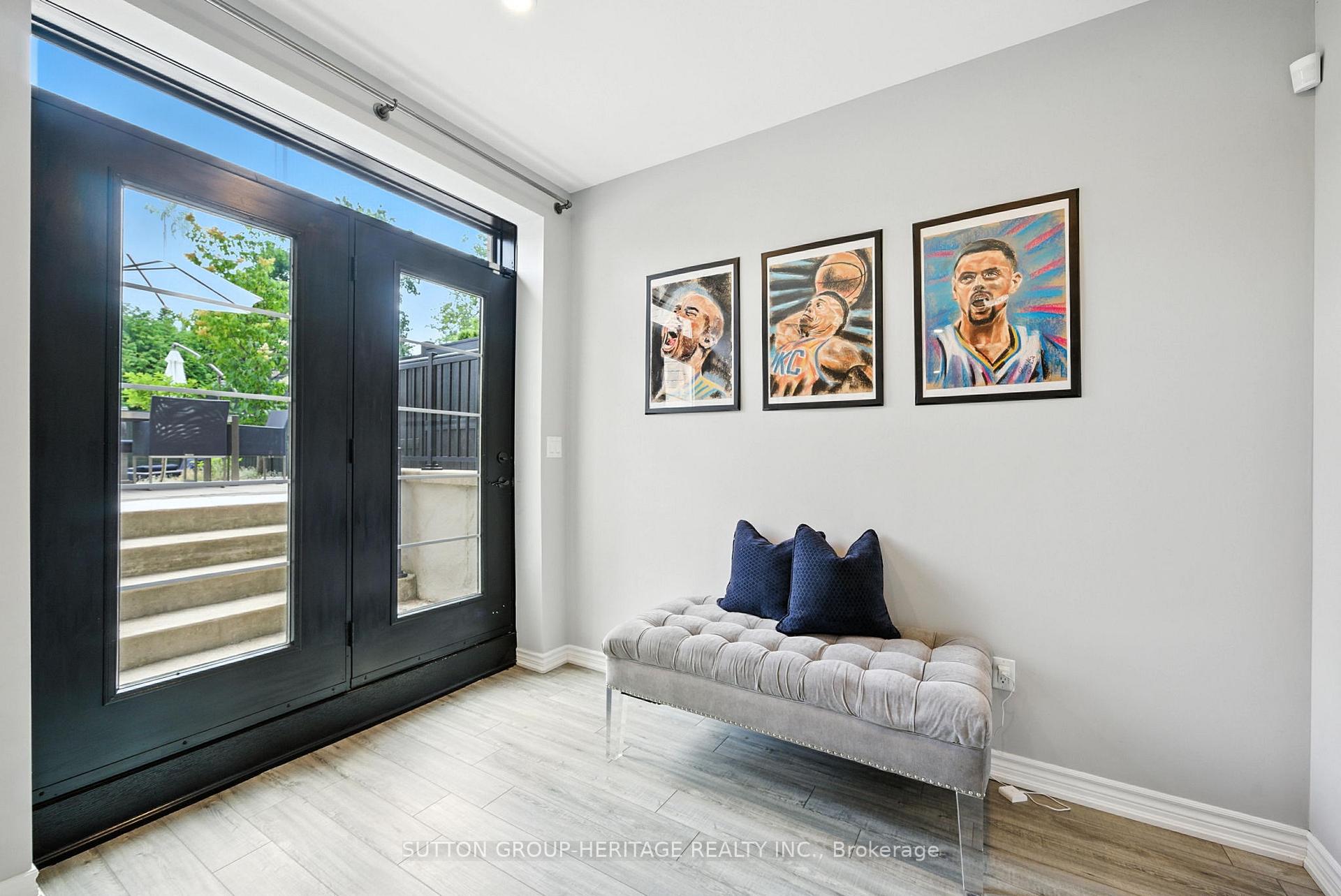 Photo 30 of 21 Greenlands Court, Whitby, Williamsburg — HOMEH