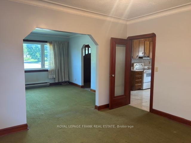 Photo 6 of 213 Banting Avenue, Oshawa, Central — HOMEH