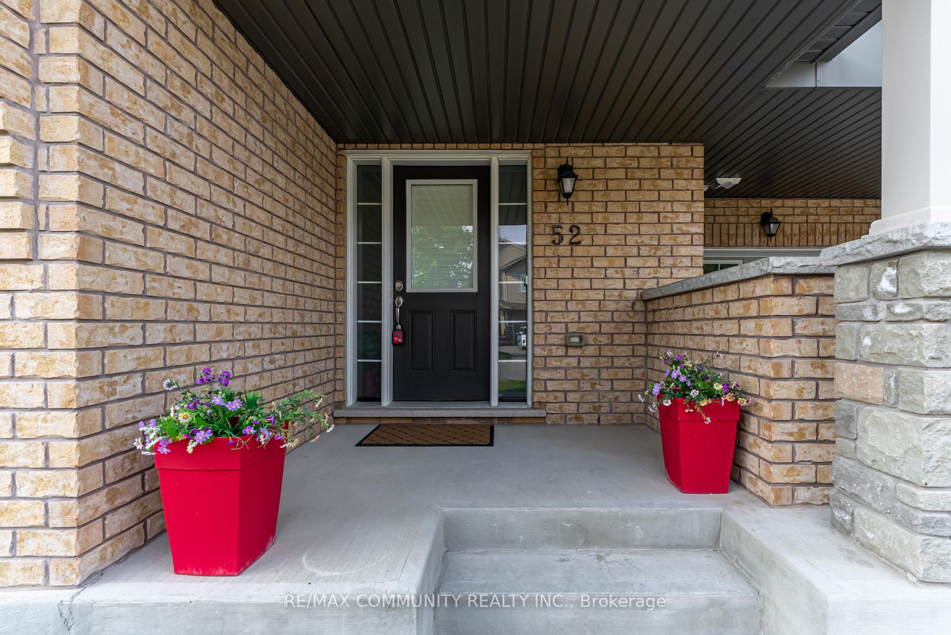 Photo 8 of 52 Nearco Crescent, Oshawa, Windfields — HOMEH