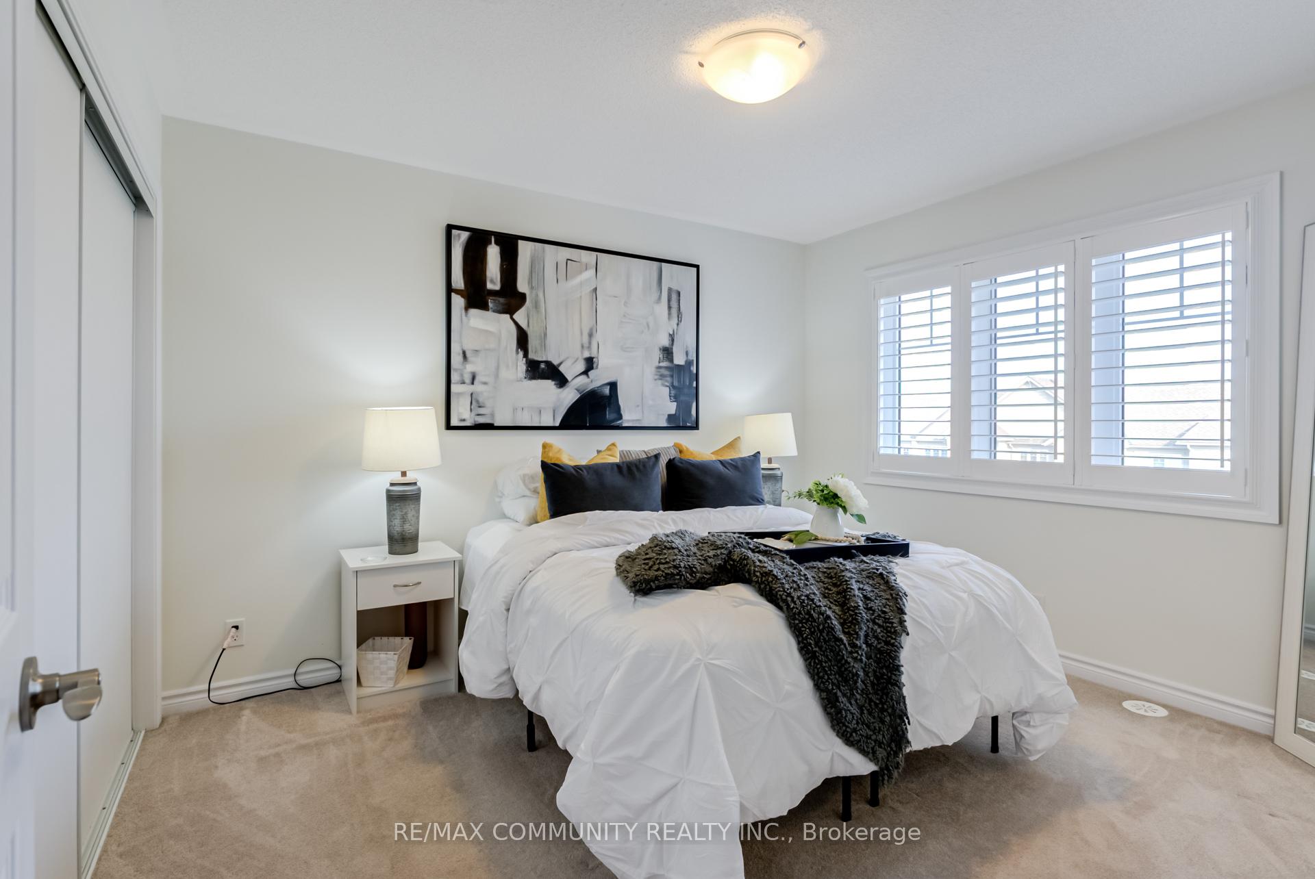 Photo 16 of 52 Nearco Crescent, Oshawa, Windfields — HOMEH