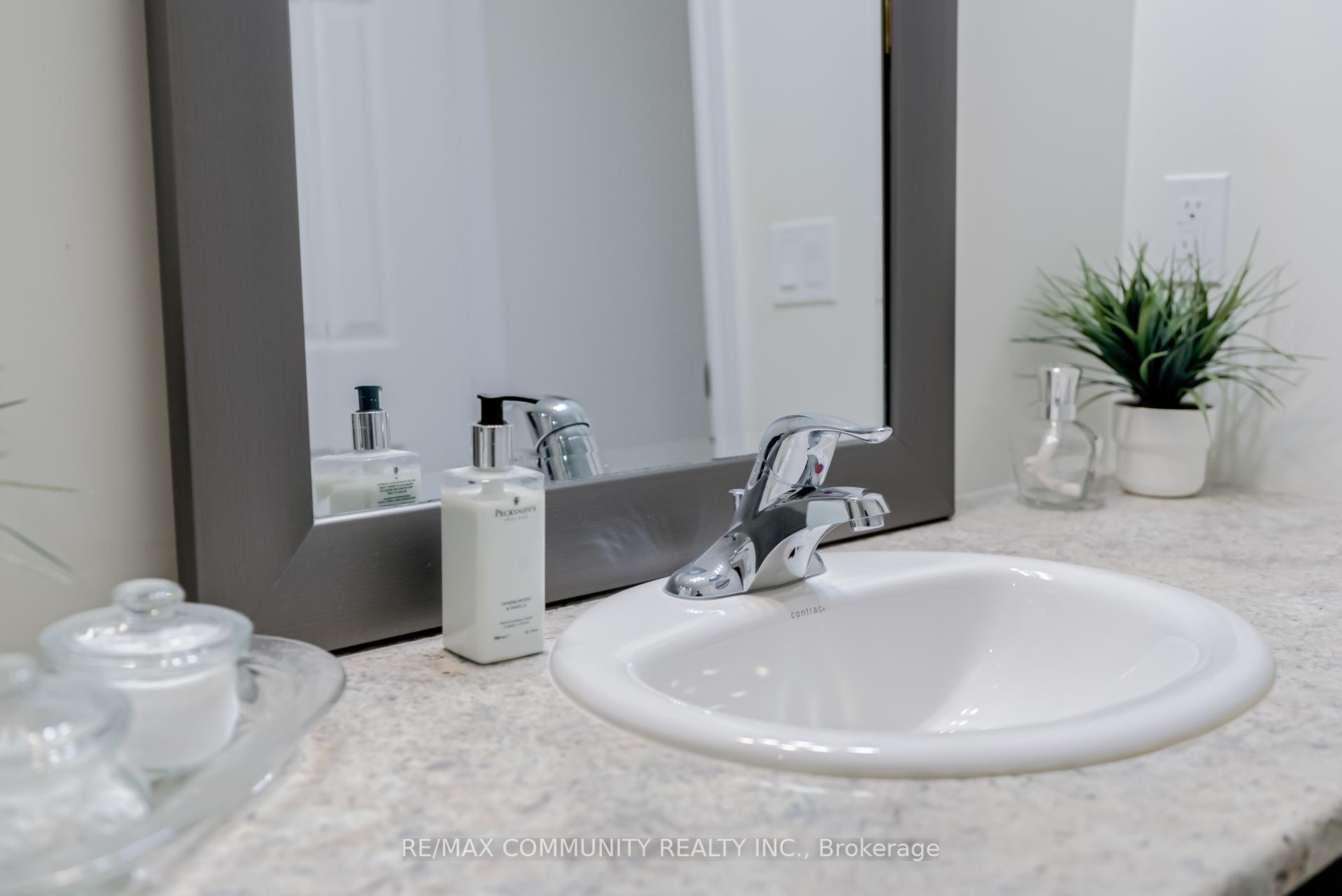 Photo 24 of 52 Nearco Crescent, Oshawa, Windfields — HOMEH