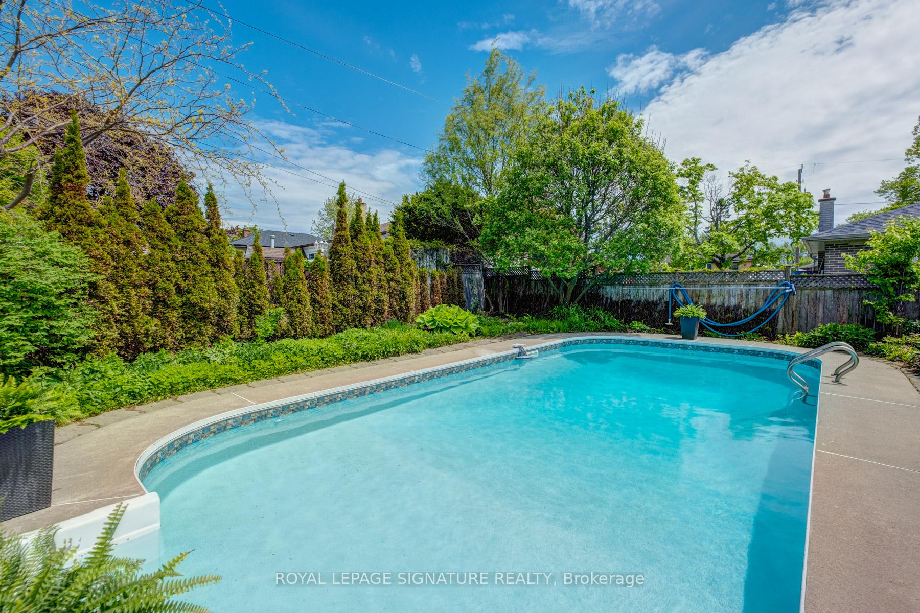 Photo 14 of 1451 Lakefield Street, Oshawa, Lakeview — HOMEH