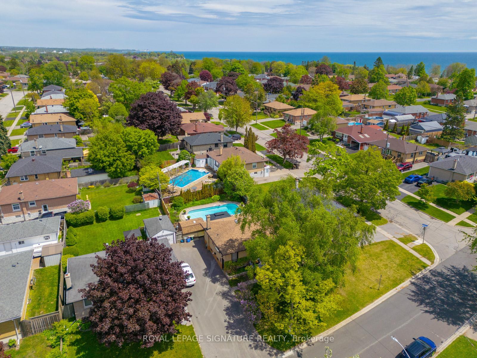 Photo 19 of 1451 Lakefield Street, Oshawa, Lakeview — HOMEH