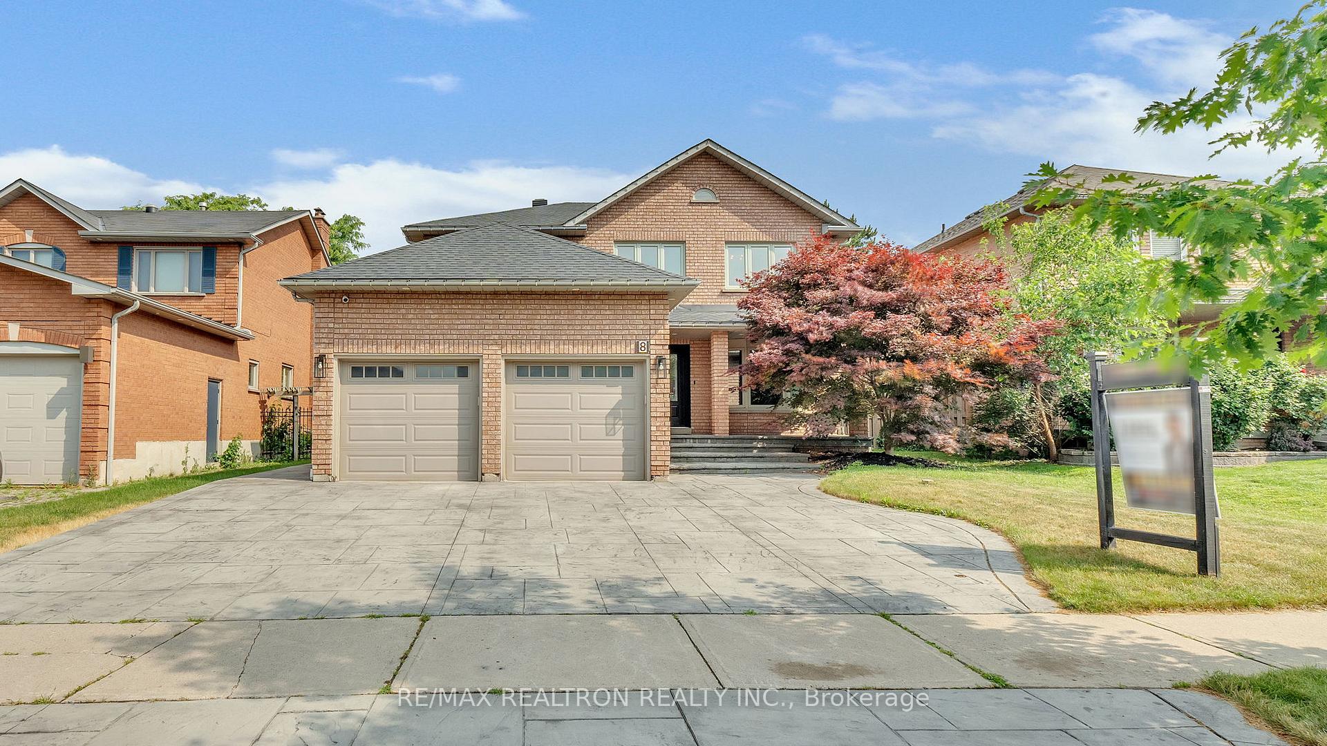 Photo 1 of 8 Falstaff Crescent, Whitby, Rolling Acres — HOMEH