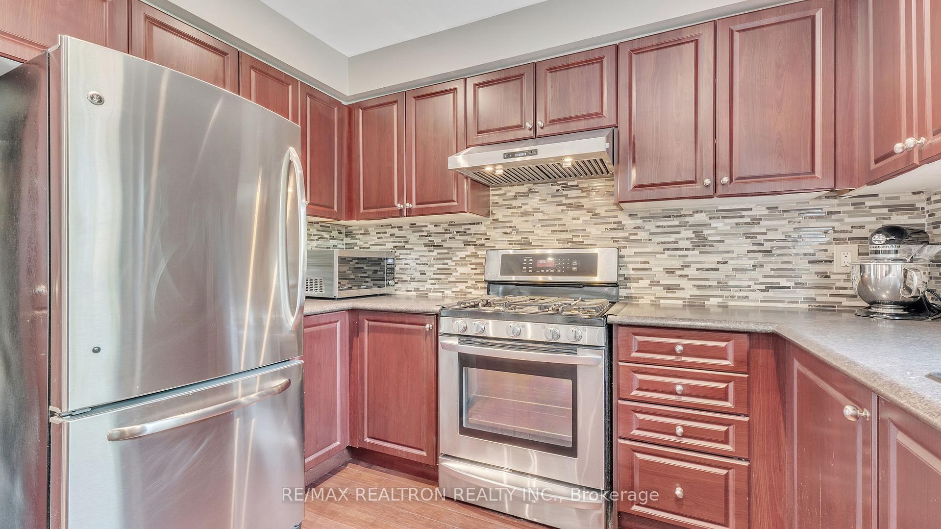 Photo 40 of 8 Falstaff Crescent, Whitby, Rolling Acres — HOMEH