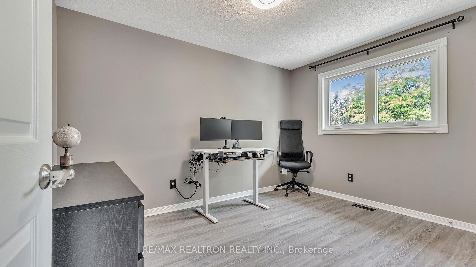 Photo 30 of 8 Falstaff Crescent, Whitby, Rolling Acres — HOMEH