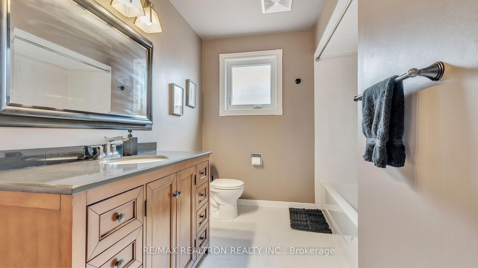 Photo 29 of 8 Falstaff Crescent, Whitby, Rolling Acres — HOMEH