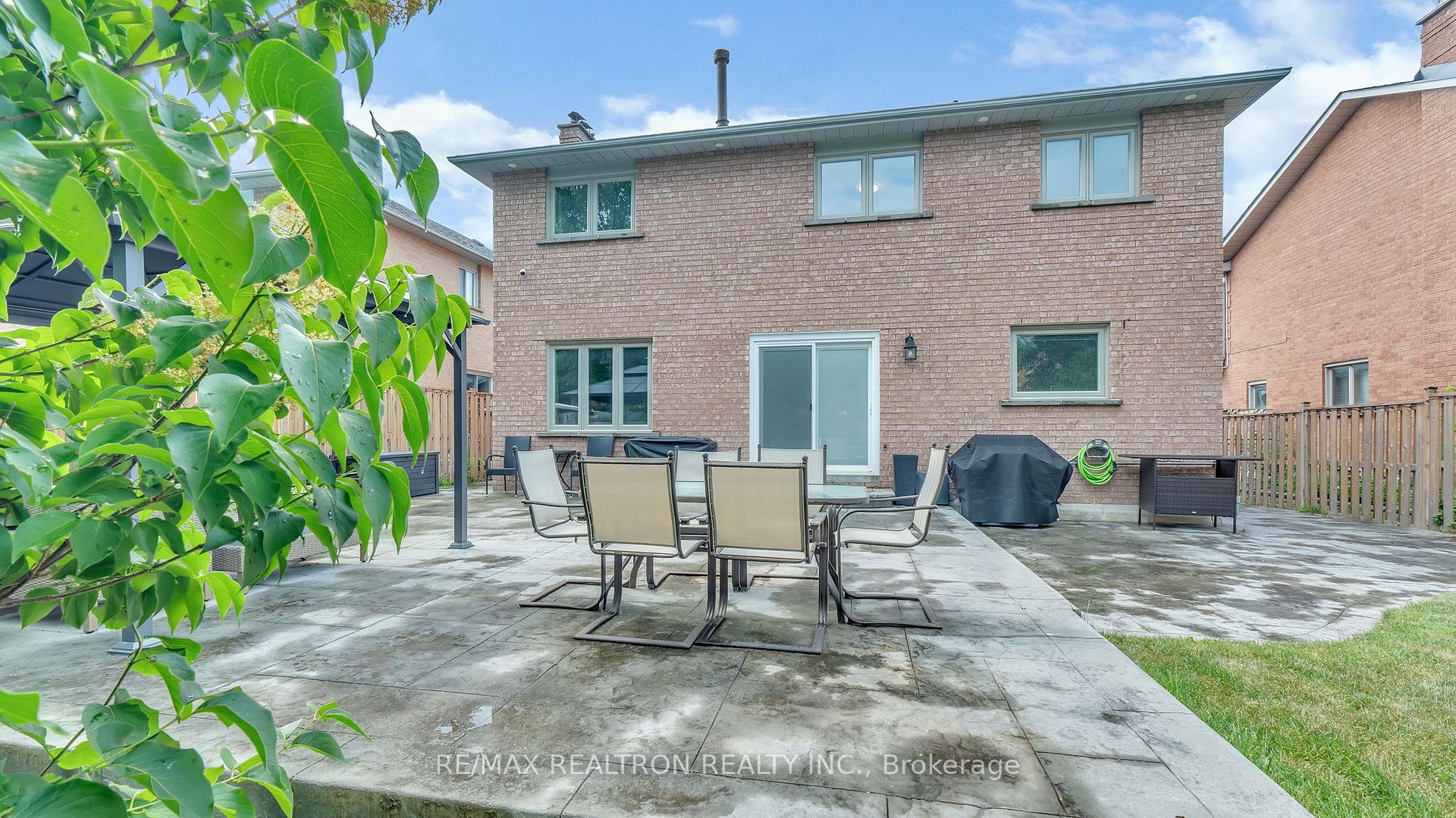 Photo 35 of 8 Falstaff Crescent, Whitby, Rolling Acres — HOMEH