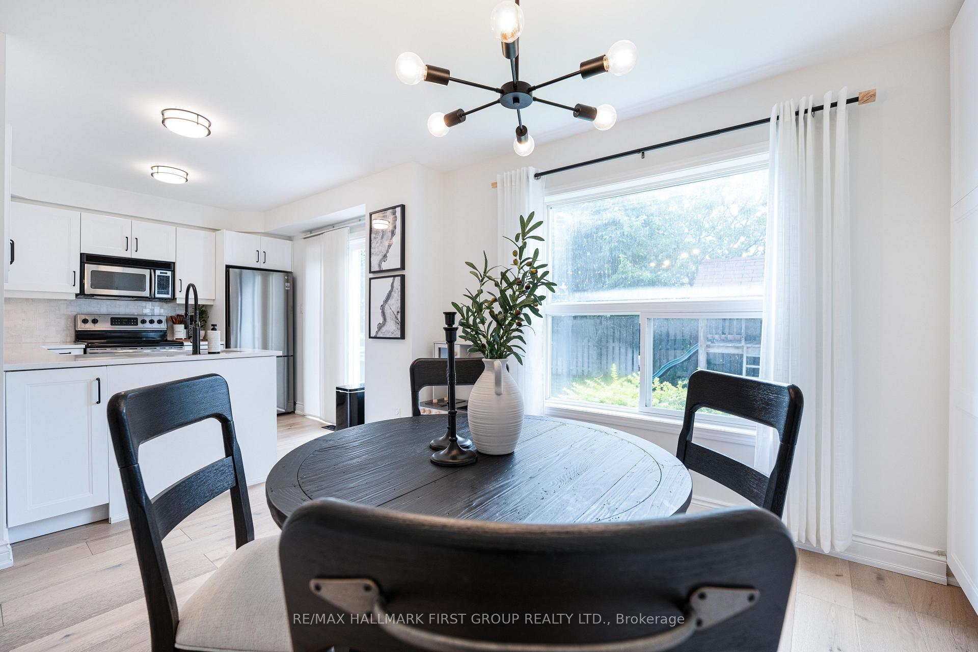 Photo 14 of 10 Stillwell Lane, Clarington, Newcastle — HOMEH